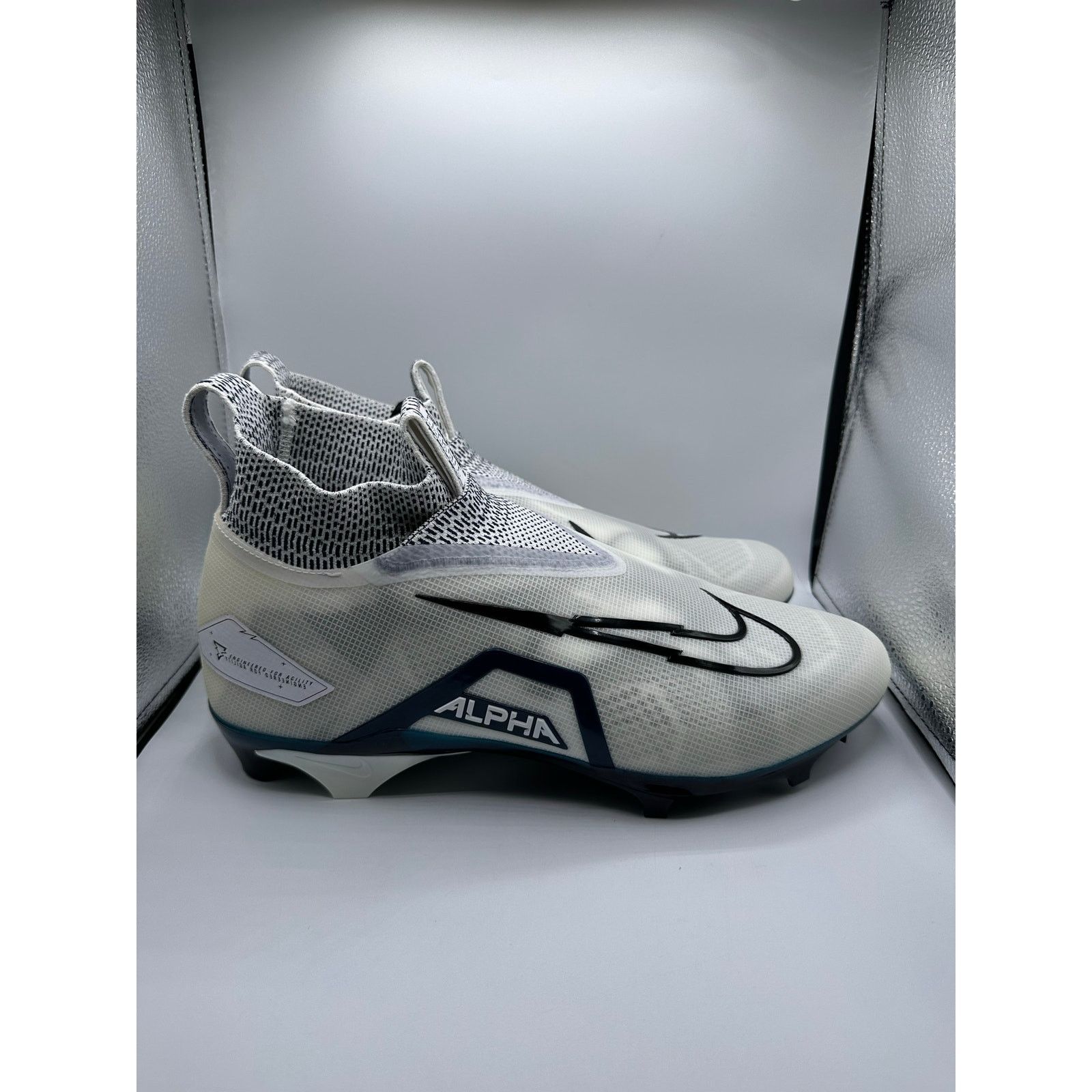 Nike Nike Alpha Menace Elite 3 “White Black Game Royal” size 13.5 Size US 13 / EU 46 - 3 Thumbnail
