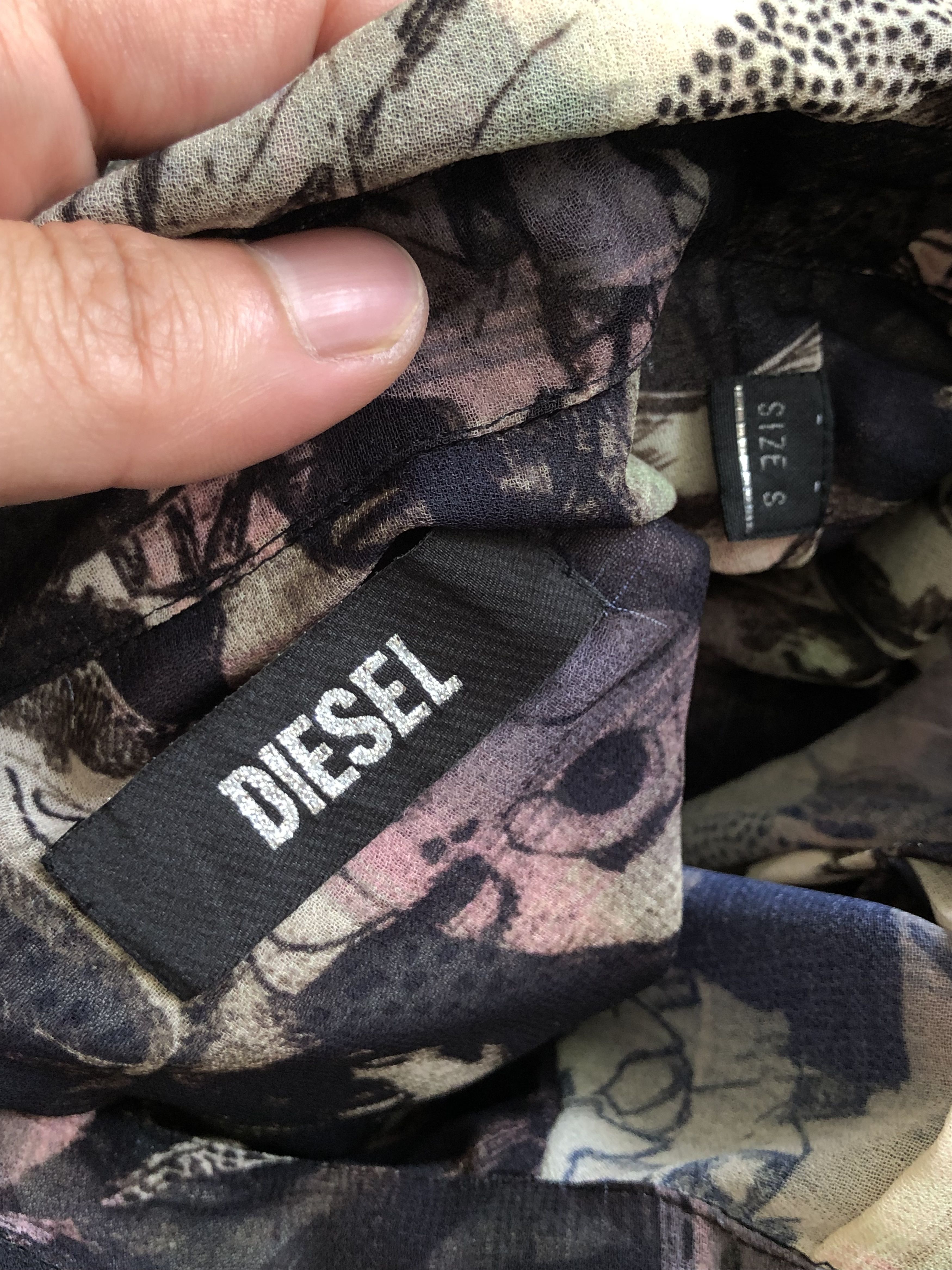 Diesel RARE🔥DIESEL SHEEPSKIN PIPELINE PAPERTHIN HORROR JUNJI ITO Size M / US 6-8 / IT 42-44 - 21 Thumbnail