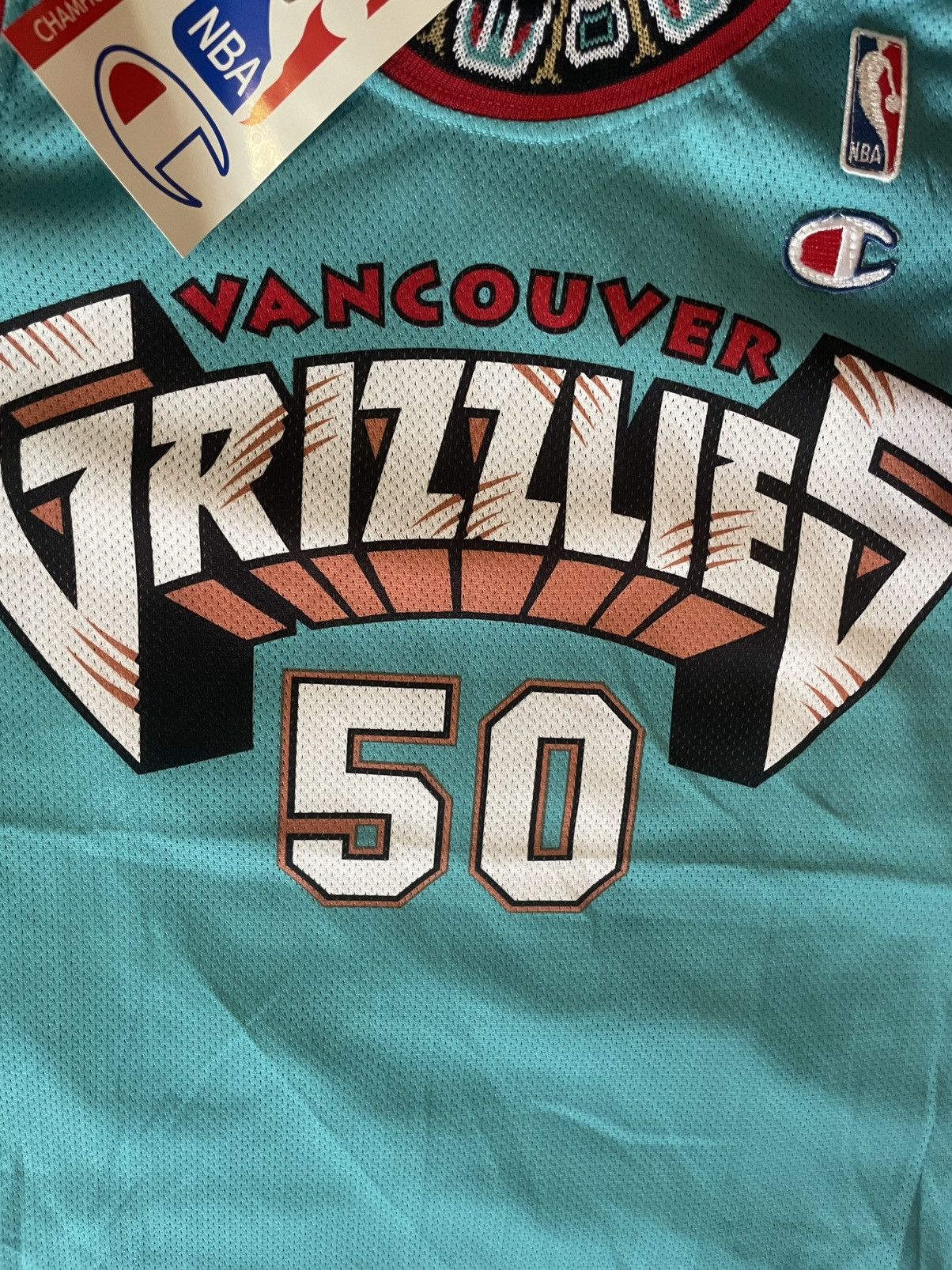 Champion NBA Vancouver Grizzlies Reeves jersey Champion NWT memphis Size US S / EU 44-46 / 1 - 3 Thumbnail