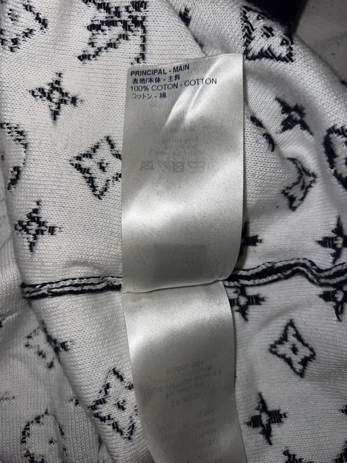 Louis Vuitton Louis Vuitton Crewneck black Size US XXL / EU 58 / 5 - 12 Thumbnail