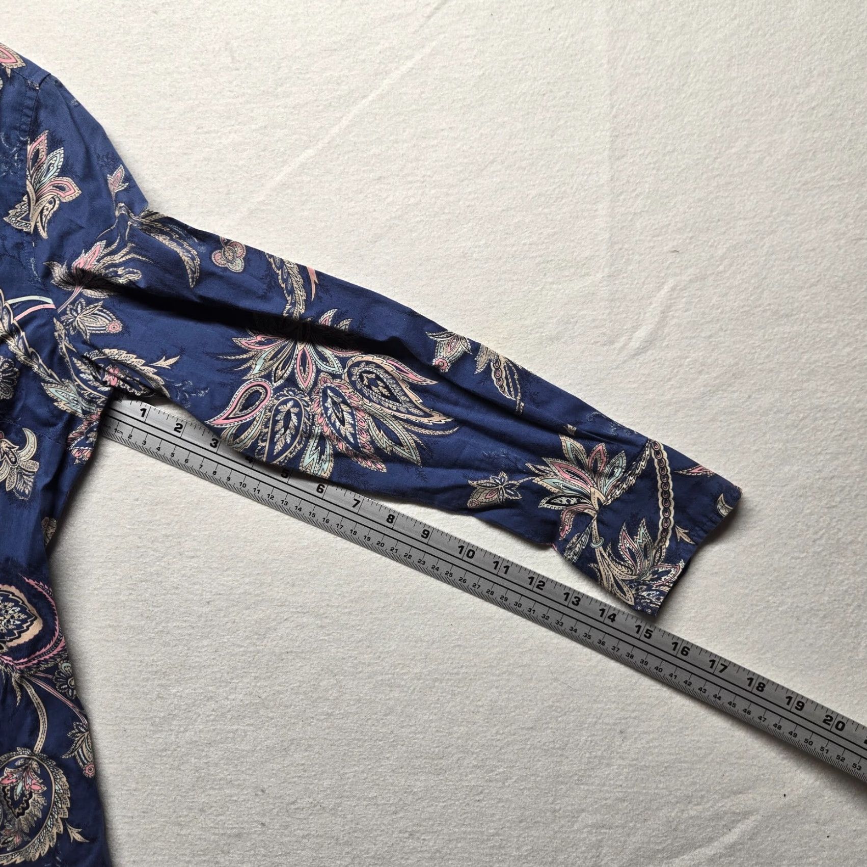 Coldwater Creek Coldwater Creek Shirt Women PS Blue Paisley Button-Up 3/4 Sleeve Petite Adult Womens Size S / US 4 / IT 40 - 5 Thumbnail