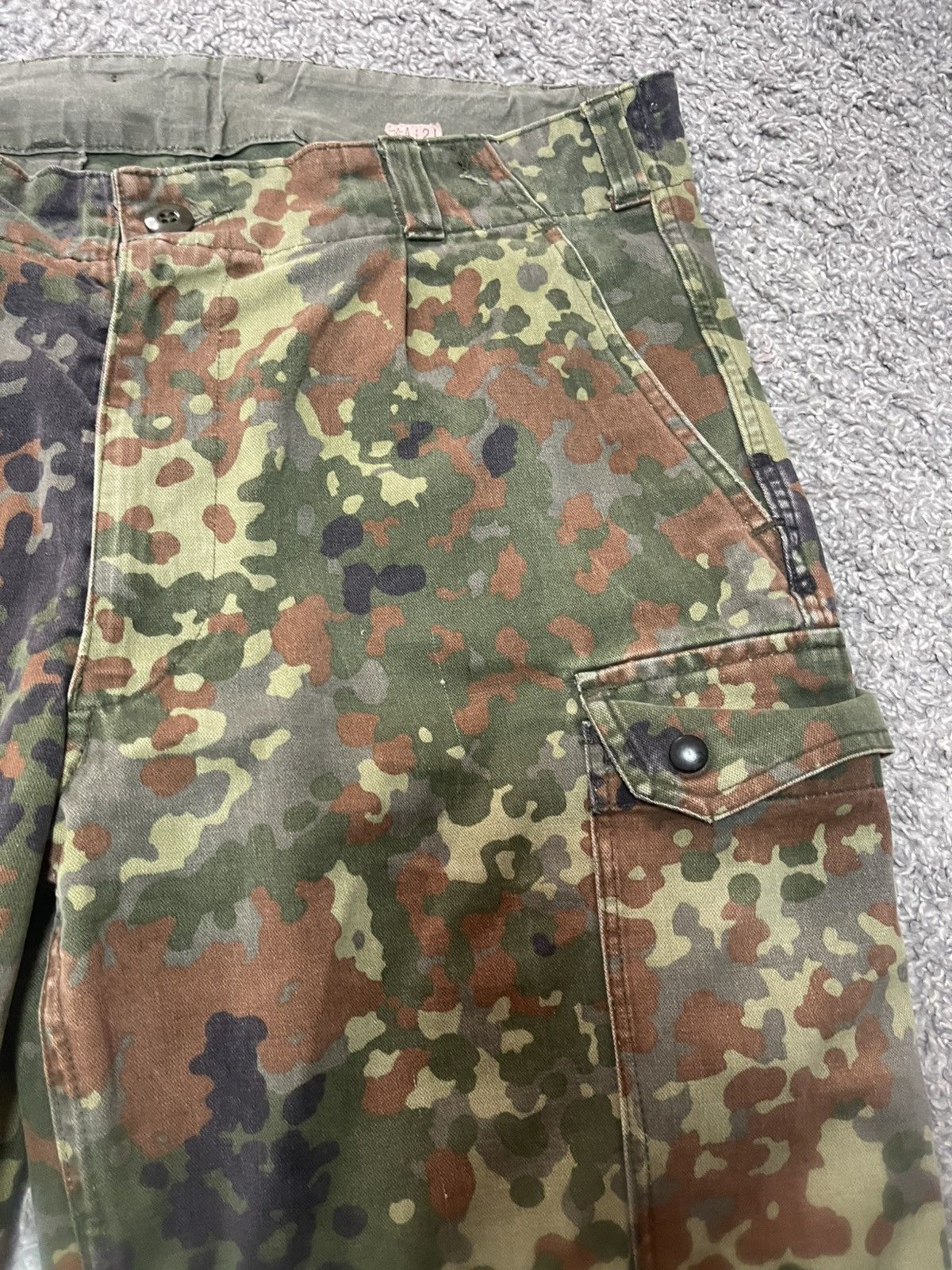 Vintage VINTAGE MILITARY CARGO COMBAT PANTS SIZE 32 Size US 33 - 2 Thumbnail