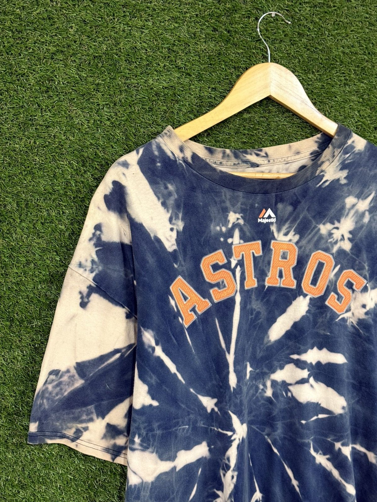 Majestic Vintage Houston Astros Tie Dye Bleach Star Logo Texas Shirt Size US XXL / EU 58 / 5 - 2 Thumbnail