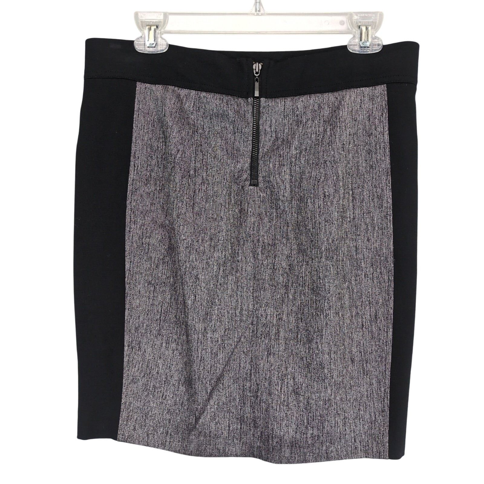 Bebe Bebe Sz 10 Black & Gray Panel Stretch Fabric Mini Skirt Size 32" / US 10 / IT 46 - 2 Thumbnail