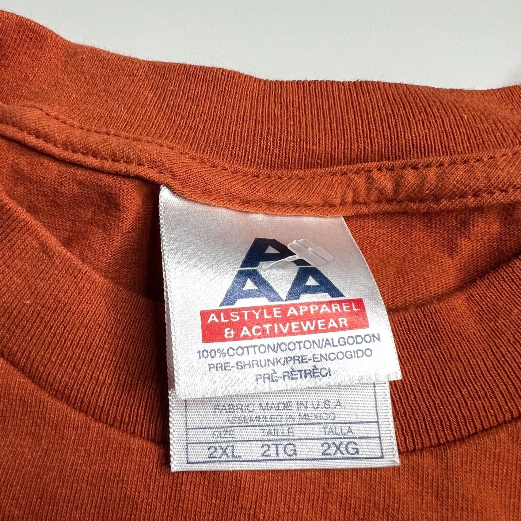 Vintage VINTAGE Elvis Presley Graphic T-Shirt Orange Mens 2XL Alstyle Cotton Music Tee Size US XXL / EU 58 / 5 - 4 Thumbnail