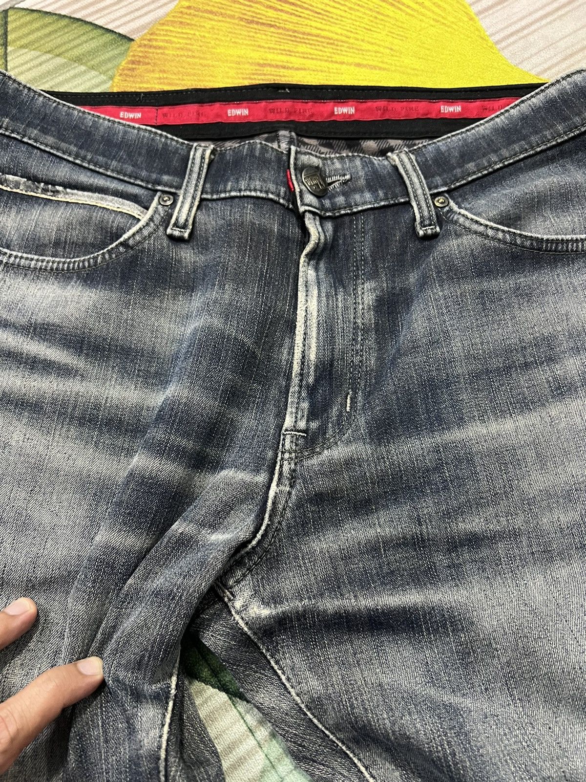 Edwin × Japanese Brand EDWIN WILD FIRE FADED BLACK DISTRESSED JEANS Size US 31 - 7 Thumbnail