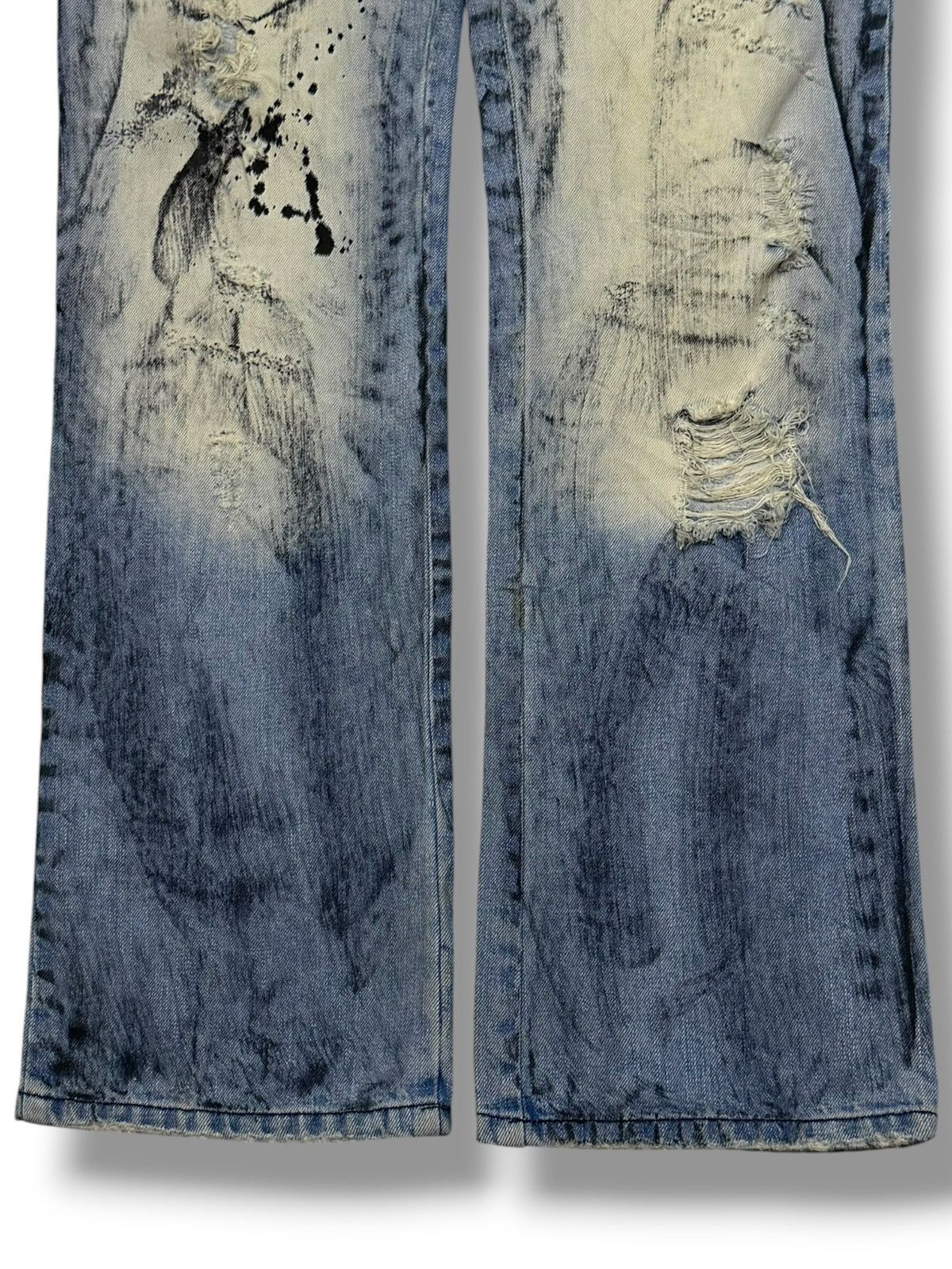 Japanese Brand Vintage Y2K Beast Japanese Distressed Denim Jeans | W31 Size US 31 - 6 Thumbnail