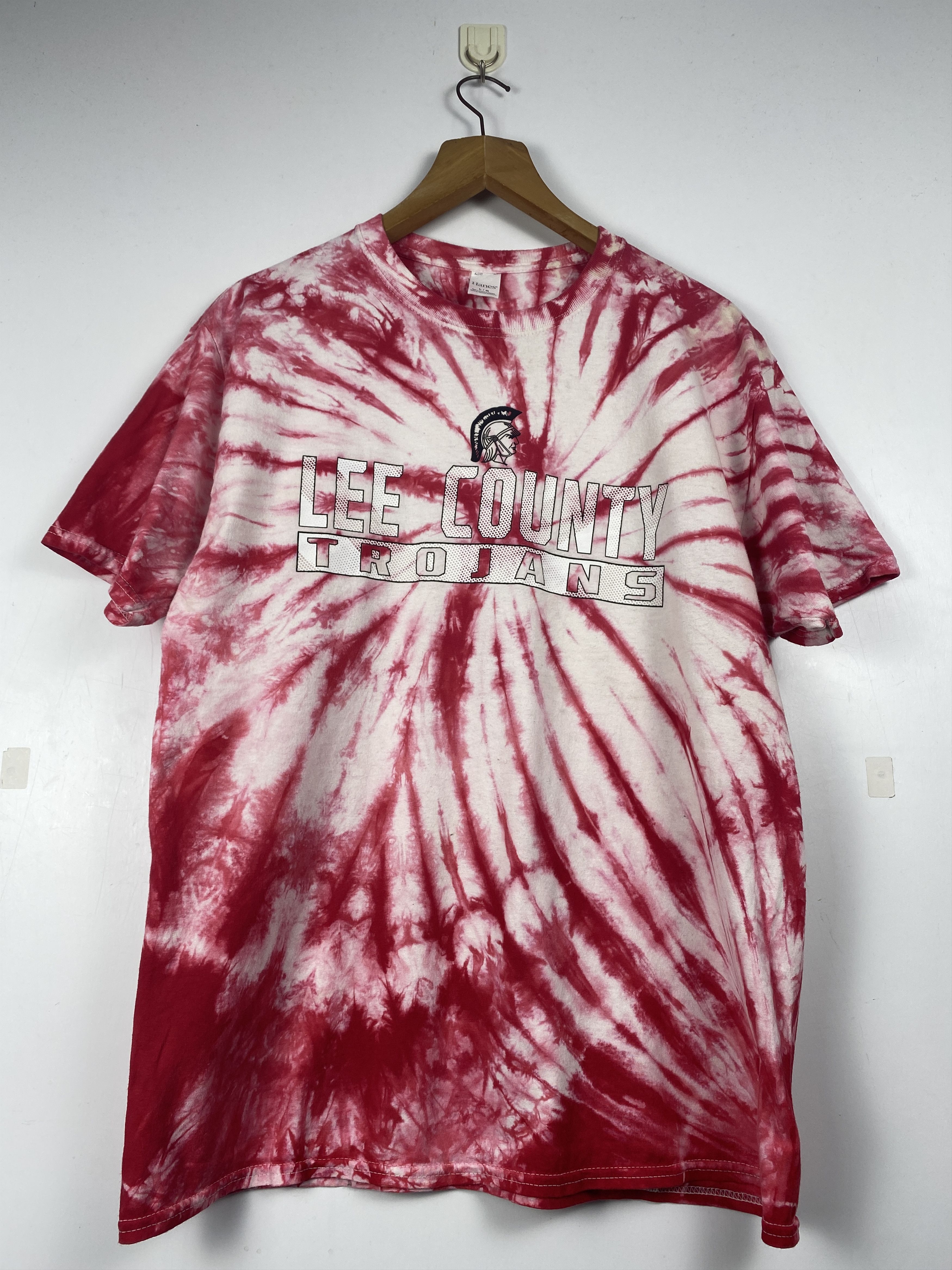 Hanes Vintage Tie Dye Lee County Trojans Short Sleeve Tshirt T0001 Size US L / EU 52-54 / 3 - 1 Thumbnail
