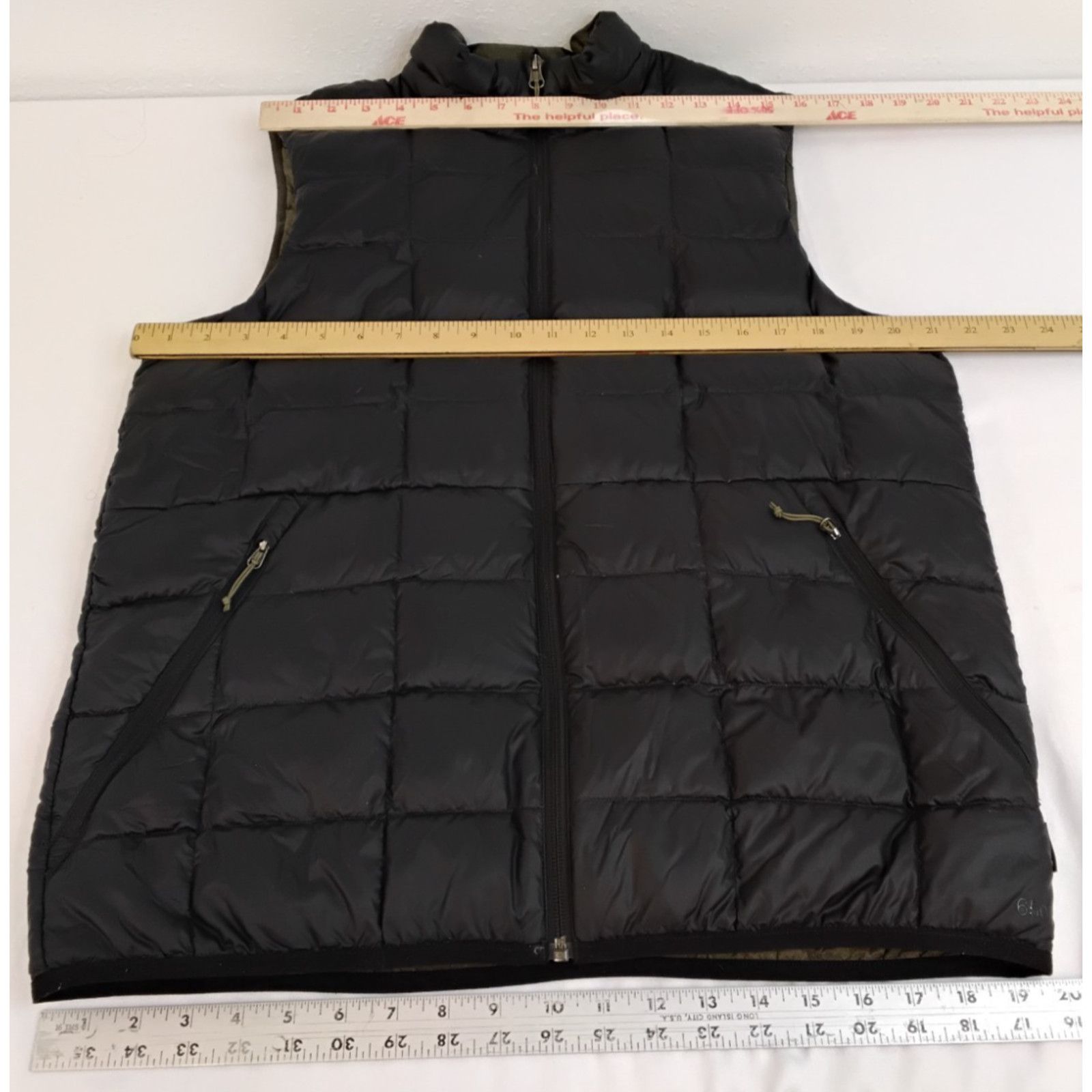 Rei REI CO-OP Down Vest Men's Medium Black w/ Green Lining Size US M / EU 48-50 / 2 - 10 Thumbnail