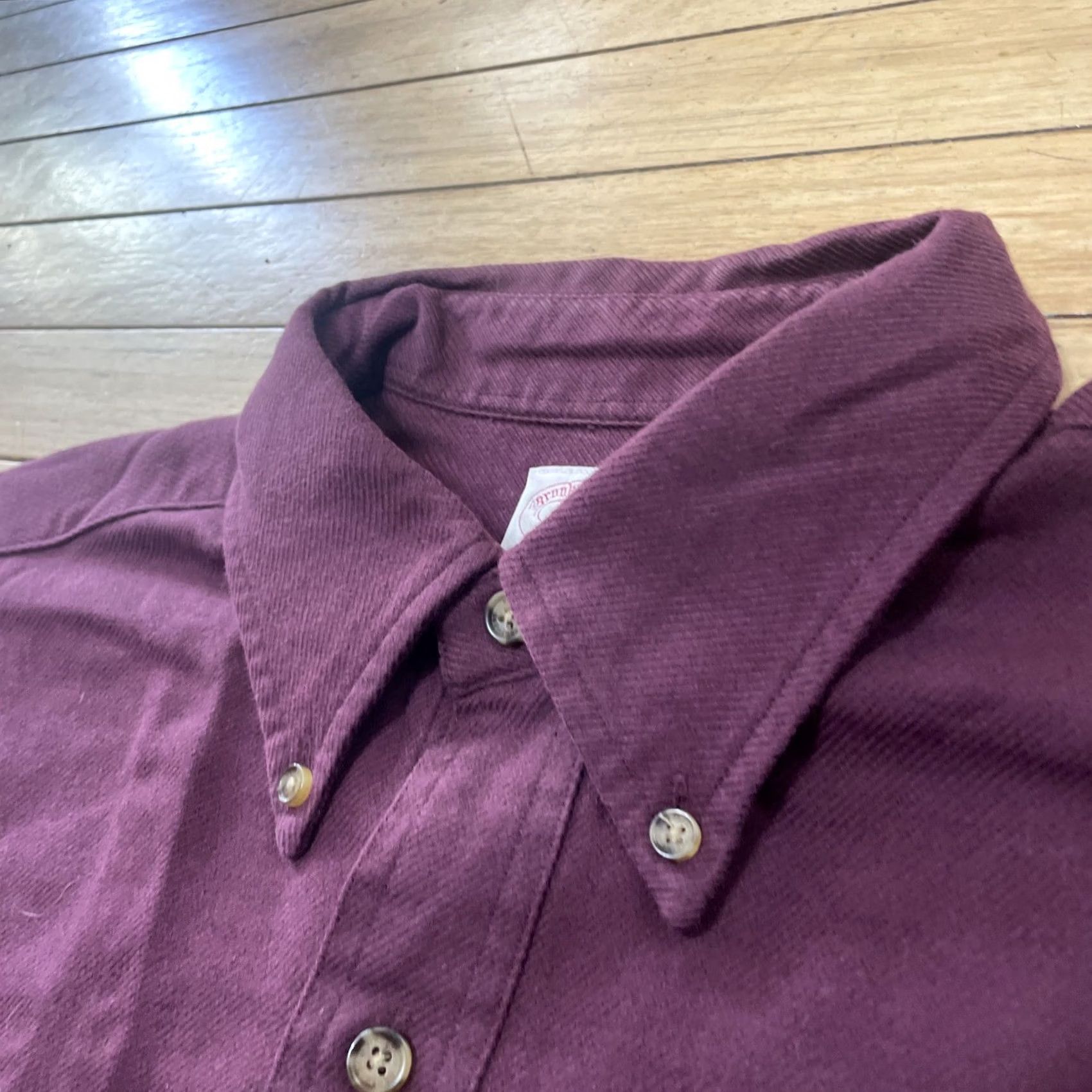 Brooks Brothers VINTAGE Brooks Brothers 1818 Wool Button Shirt Men XL Long Sleeve Militaria Red Maroon Wool Button-Up Shirt Mens XL Long Sleeve Red Militaria Size US XL / EU 56 / 4 - 5 Thumbnail