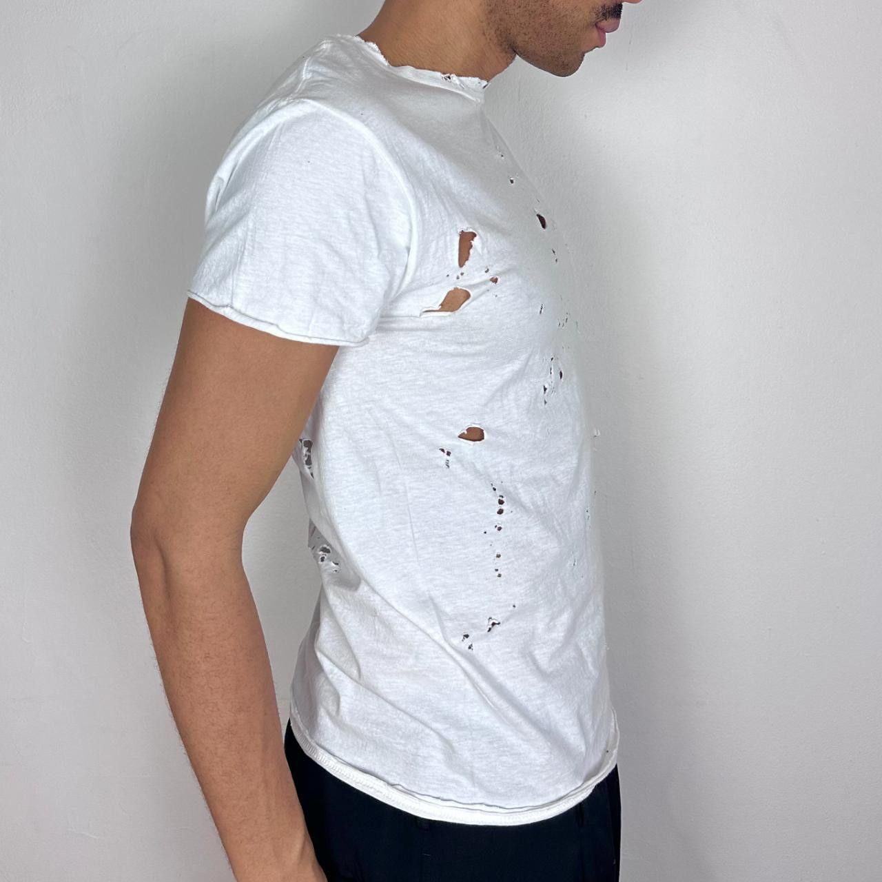 Hanes ASTROBOI* x Gildan White Ripped Grunge T-shirt - Medium Size US M / EU 48-50 / 2 - 3 Thumbnail