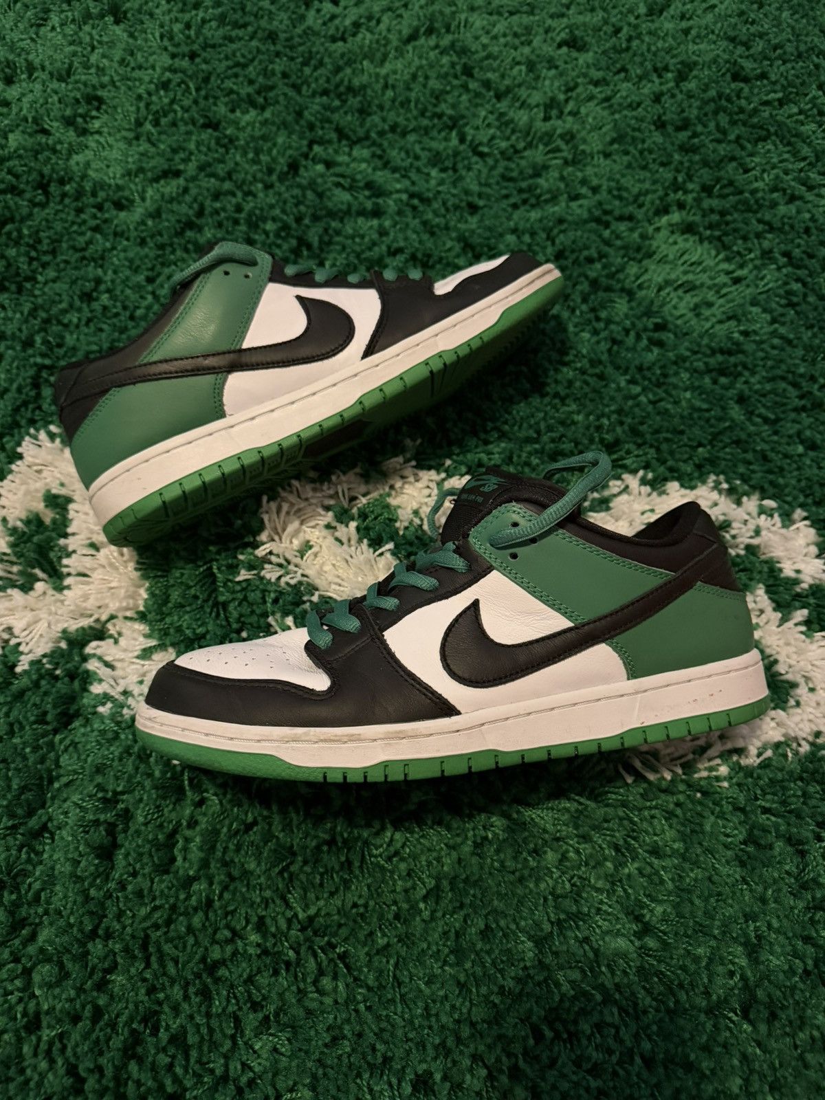 Nike Nike SB Dunk Low Pro Classic Green Sneakers 11 Size US 11 / EU 44 - 2 Thumbnail