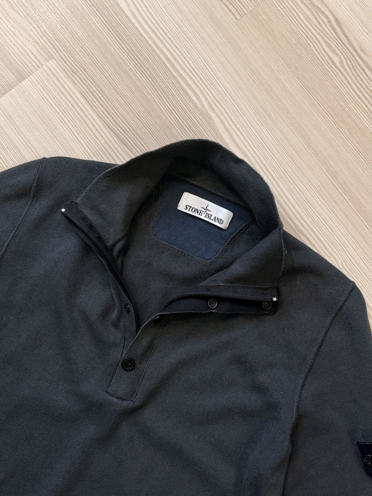 Stone Island Stone Island Quarter Button Mock Neck Jumper Charcoal S/M Size US S / EU 44-46 / 1 - 2 Thumbnail