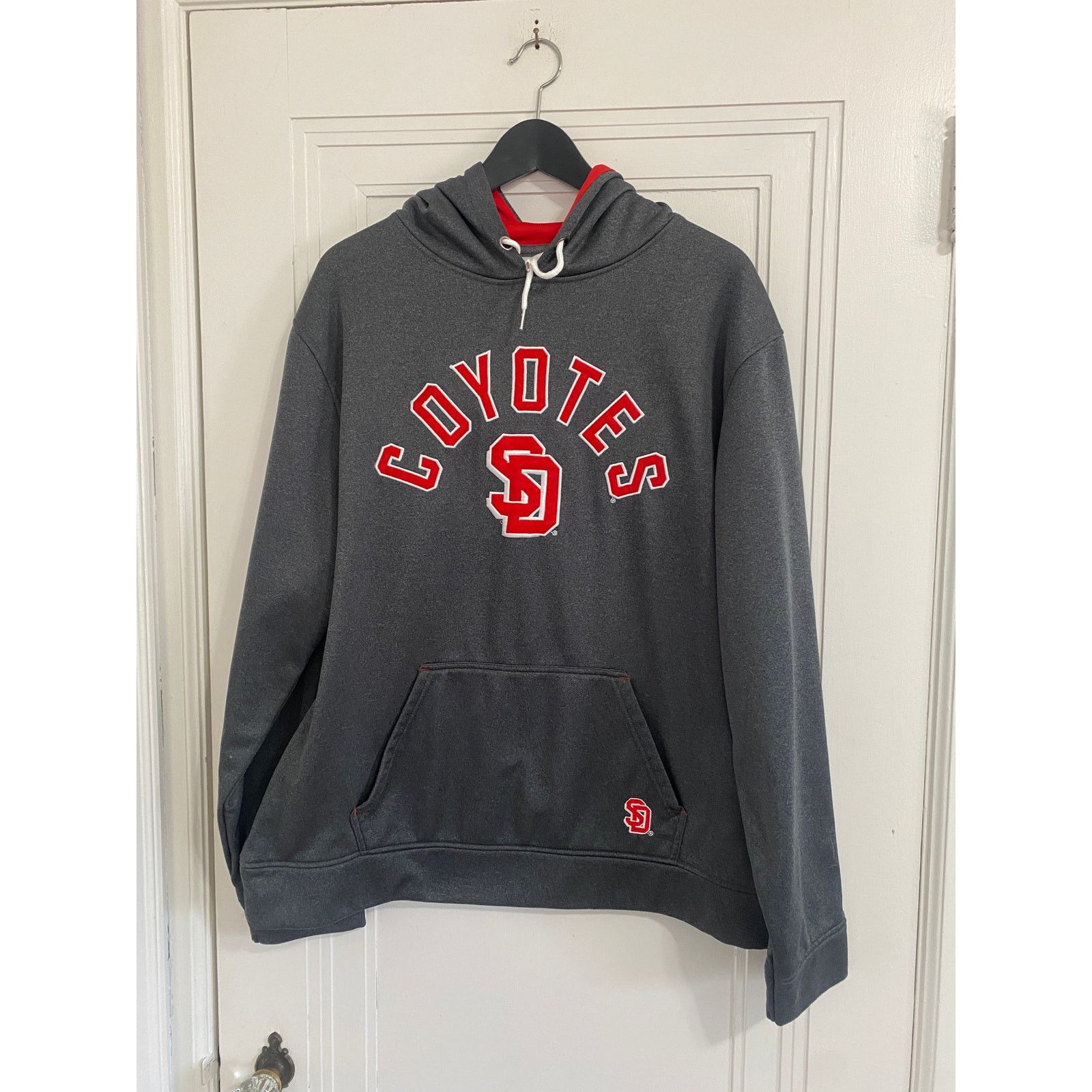 NCAA University of South Dakota Coyotes Hoodie Sweatshirt Size US L / EU 52-54 / 3 - 4 Thumbnail