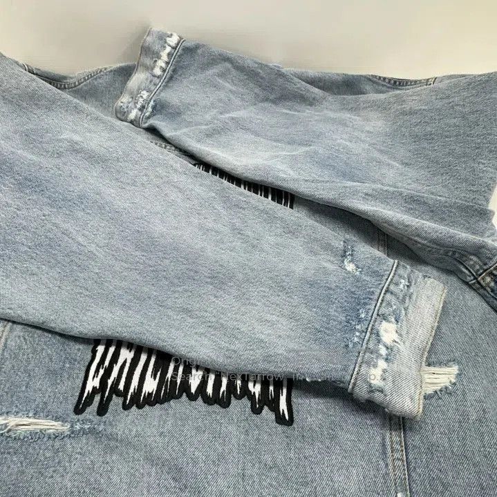Balenciaga Balenciaga FW21 Oversized Logo Denim Jacket. Size US S / EU 44-46 / 1 - 9 Thumbnail