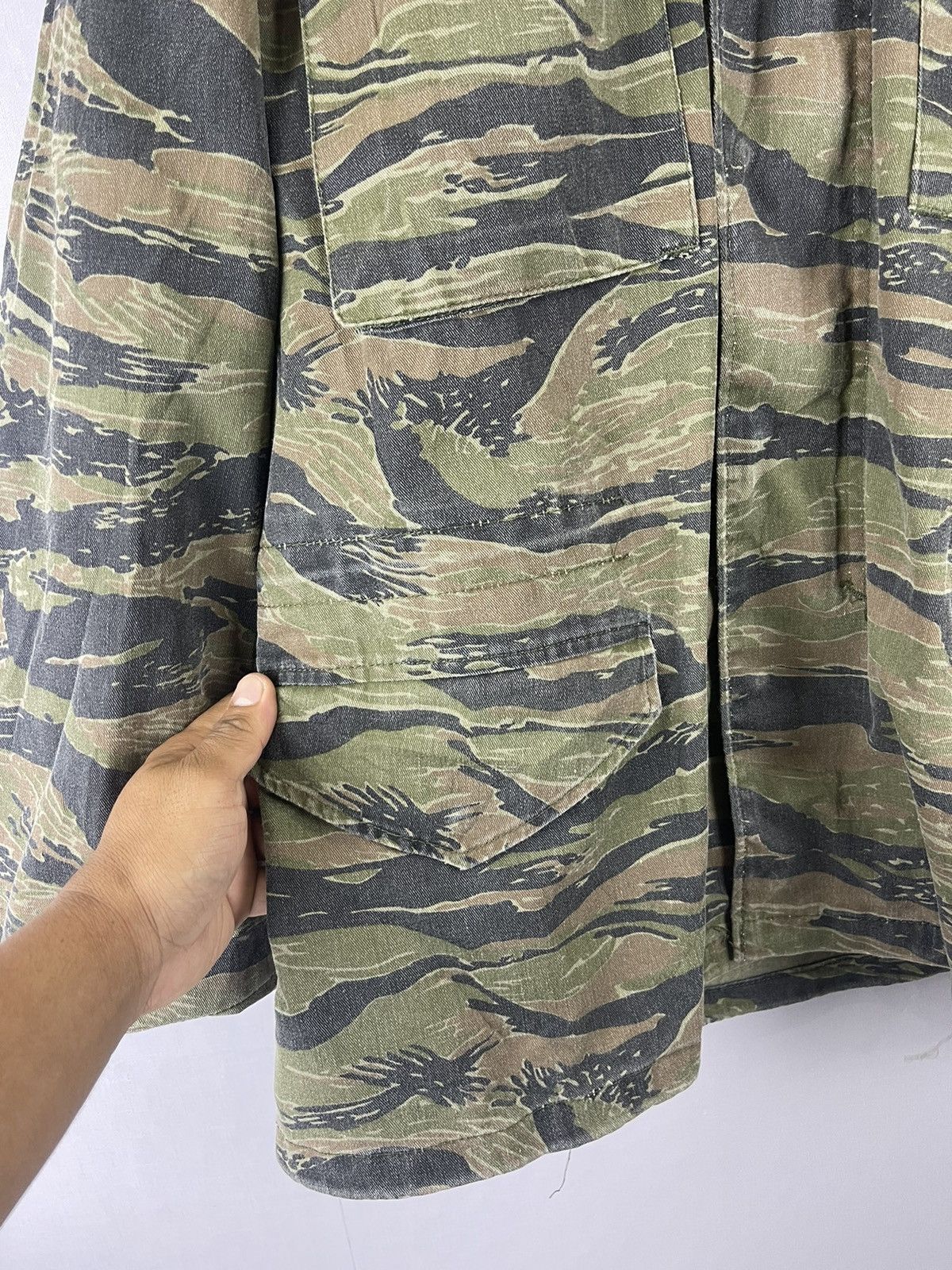 Alpha Industries Vintage Alpha Industries M-65 Tiger Stripe Camo Field Jacket Size US M / EU 48-50 / 2 - 5 Thumbnail