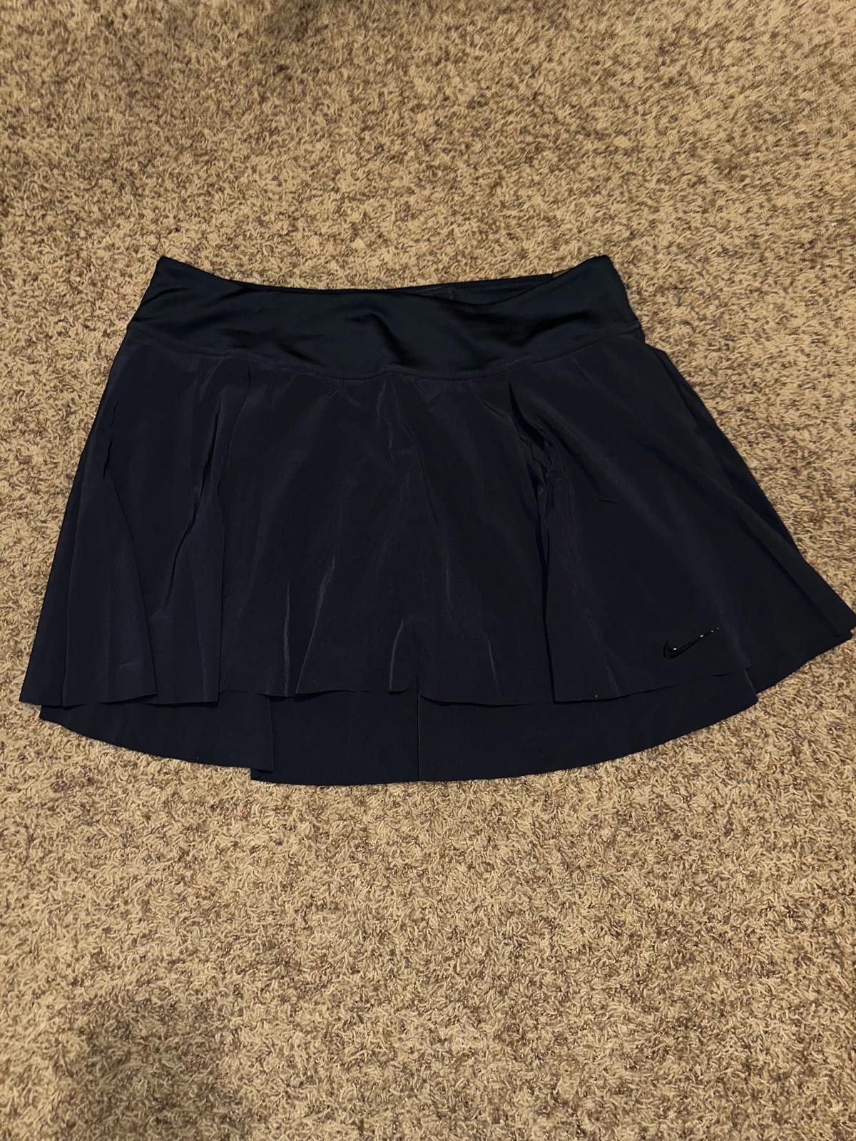 Nike Nike Women’s Club 14 Inch Tennis Plus Size Skort Size 40" / US 18 - 1 Thumbnail