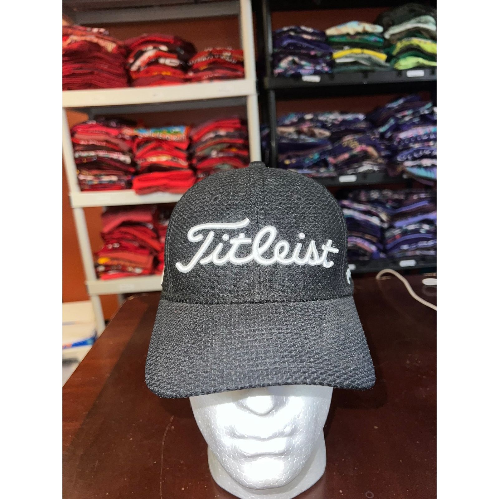 Titleist Titleist Hat Golf Golfing Pro V1 FJ Black Flex Cap Headwear Size ONE SIZE - 1 Thumbnail