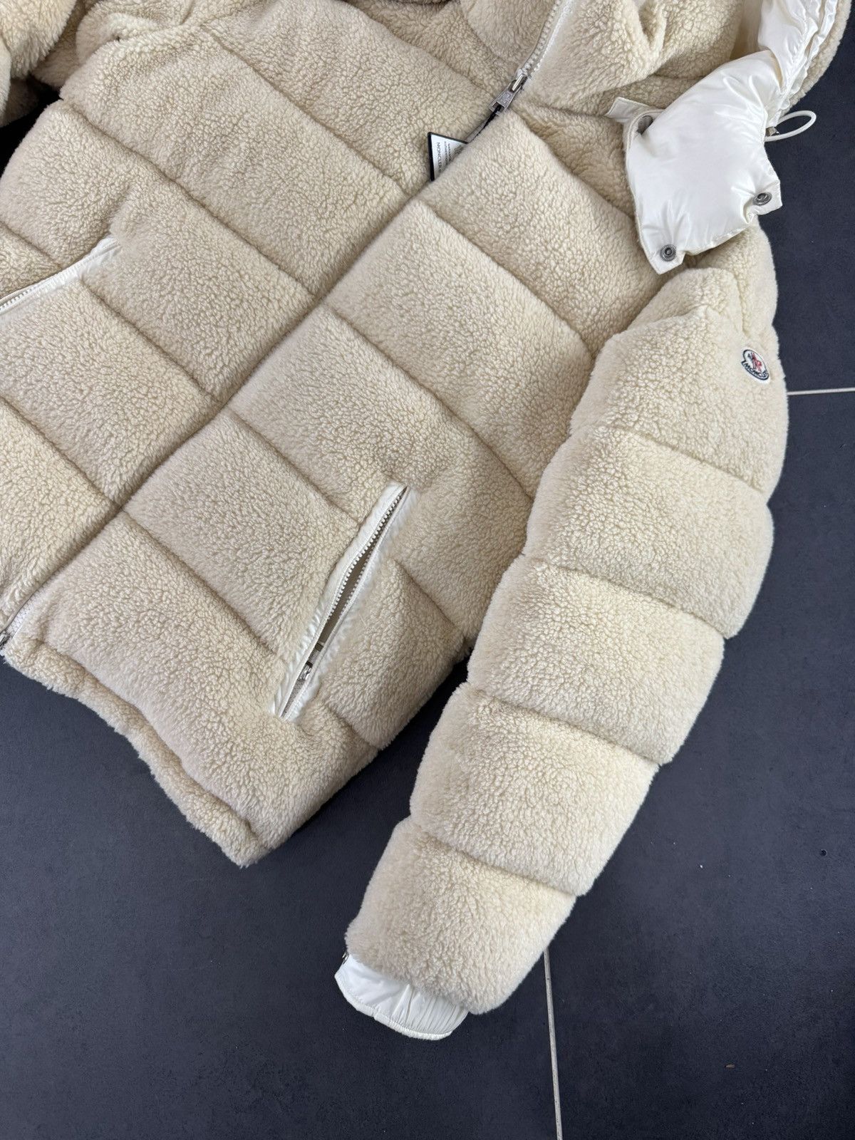 Moncler Moncler Michon Sherpa Down Jacket Size US L / EU 52-54 / 3 - 2 Thumbnail
