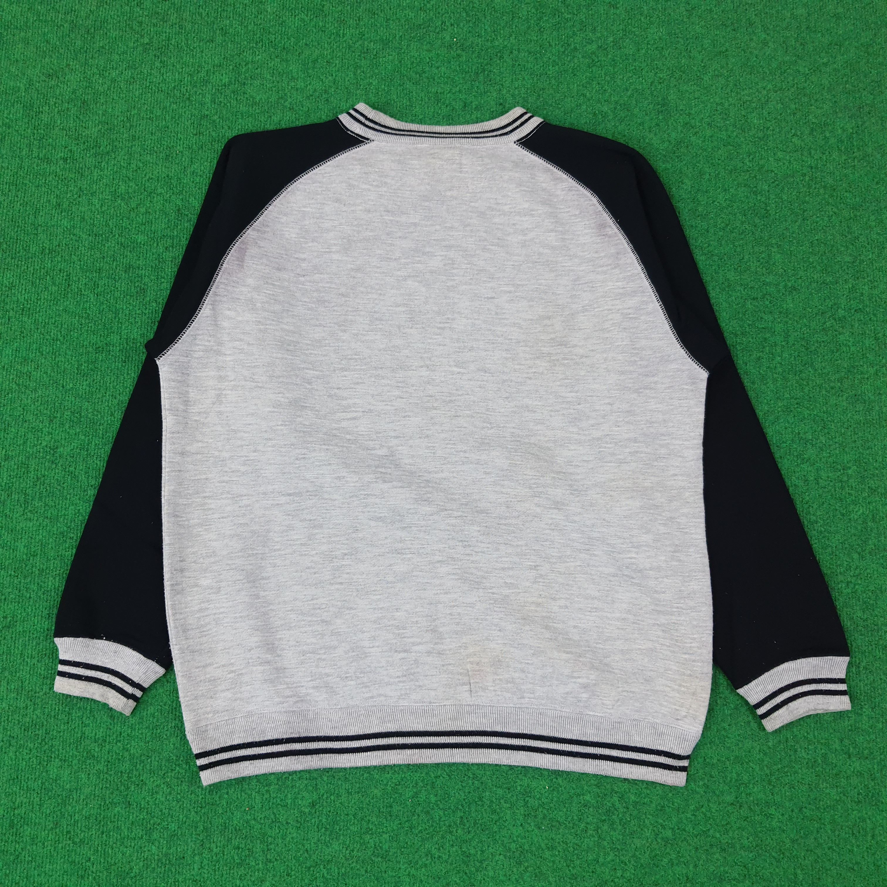 Champion × Vintage Vintage Champion USA Spell Out Raglan Sweatshirt C230N15 Size US M / EU 48-50 / 2 - 4 Thumbnail