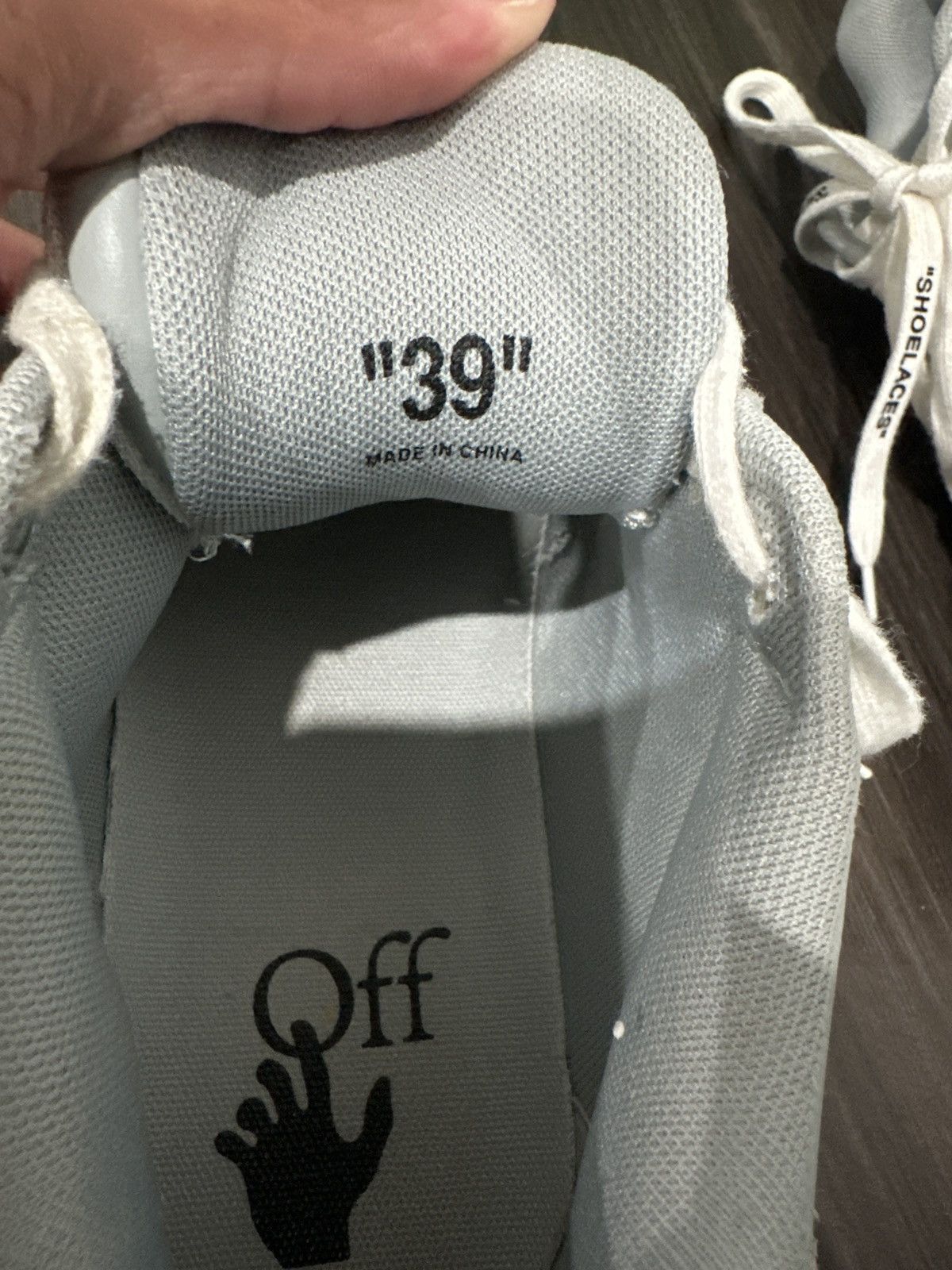Off-White Off-White Out of Office Sneakers Size US 6.5 / EU 39-40 - 6 Thumbnail