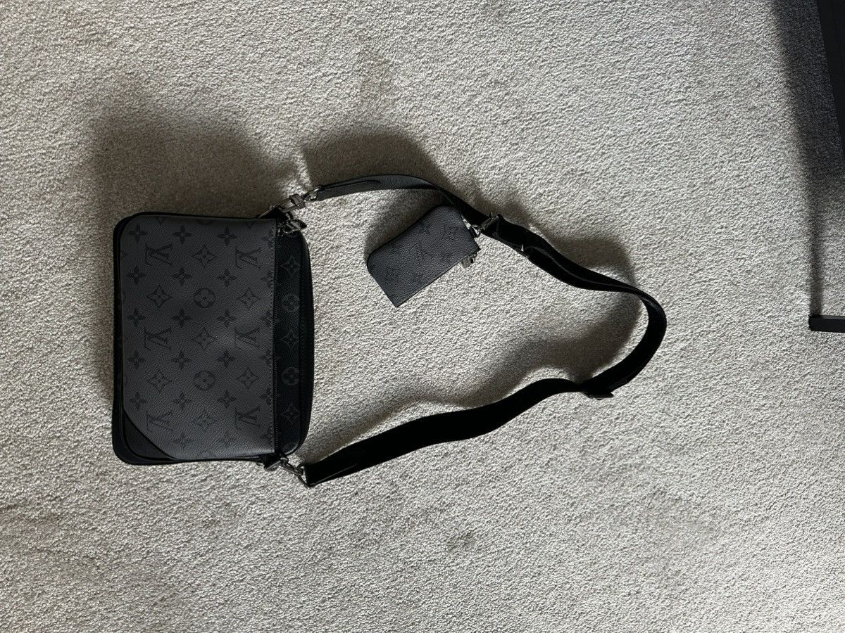 Louis Vuitton Louis Vuitton Men Trio Messenger Bag Size ONE SIZE - 2 Thumbnail