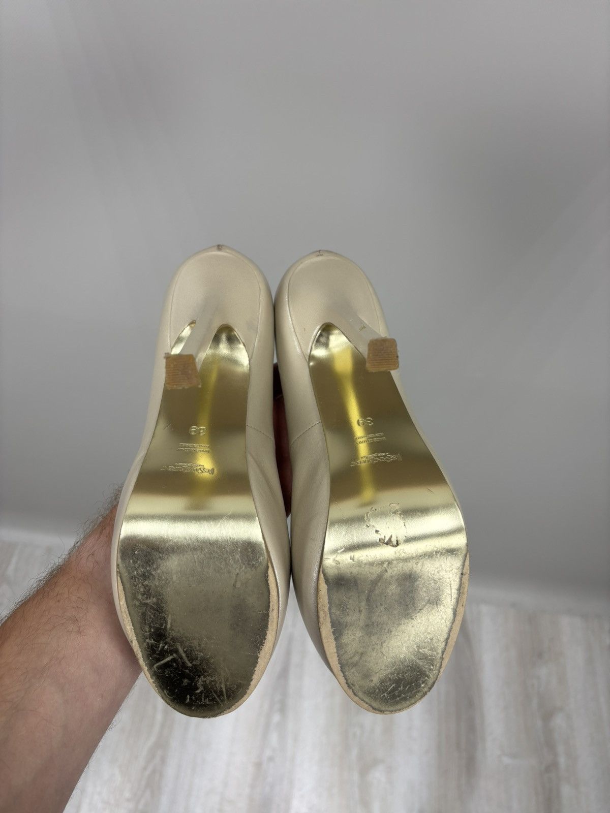 Yves Saint Laurent Womens heels Yves Saint Laurent Size 39 Color Beige Size US 9 / IT 39 - 12 Thumbnail