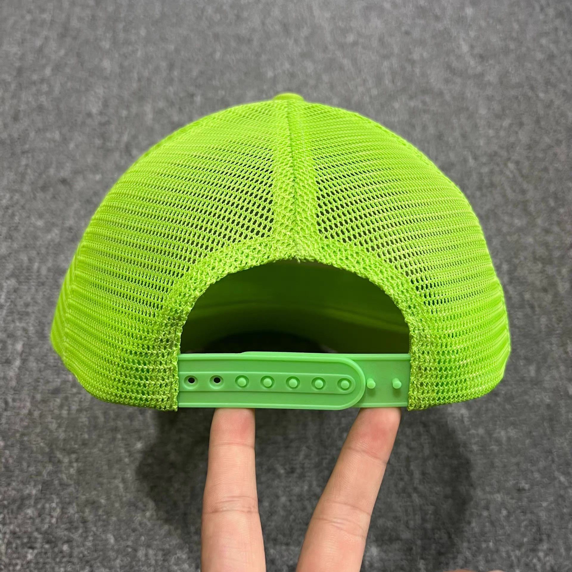 Cross Colours rossCurvedBrimEmbroideredMeshTruckerBaseball Cap Visor Q7 Size ONE SIZE - 4 Thumbnail
