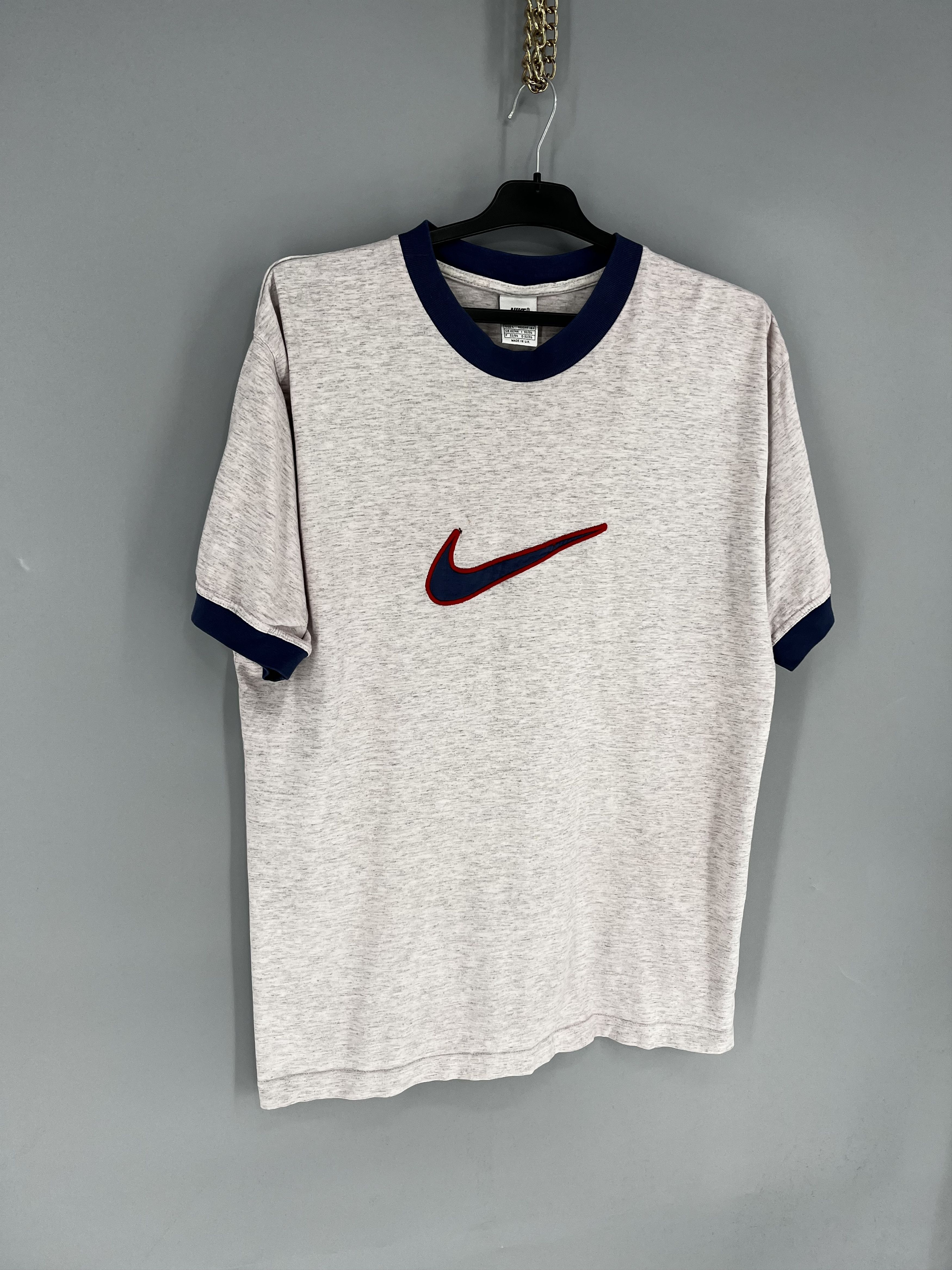 Band Tees Vintage 90s Nike Big Swoosh T-Shirt Size US L / EU 52-54 / 3 - 2 Thumbnail