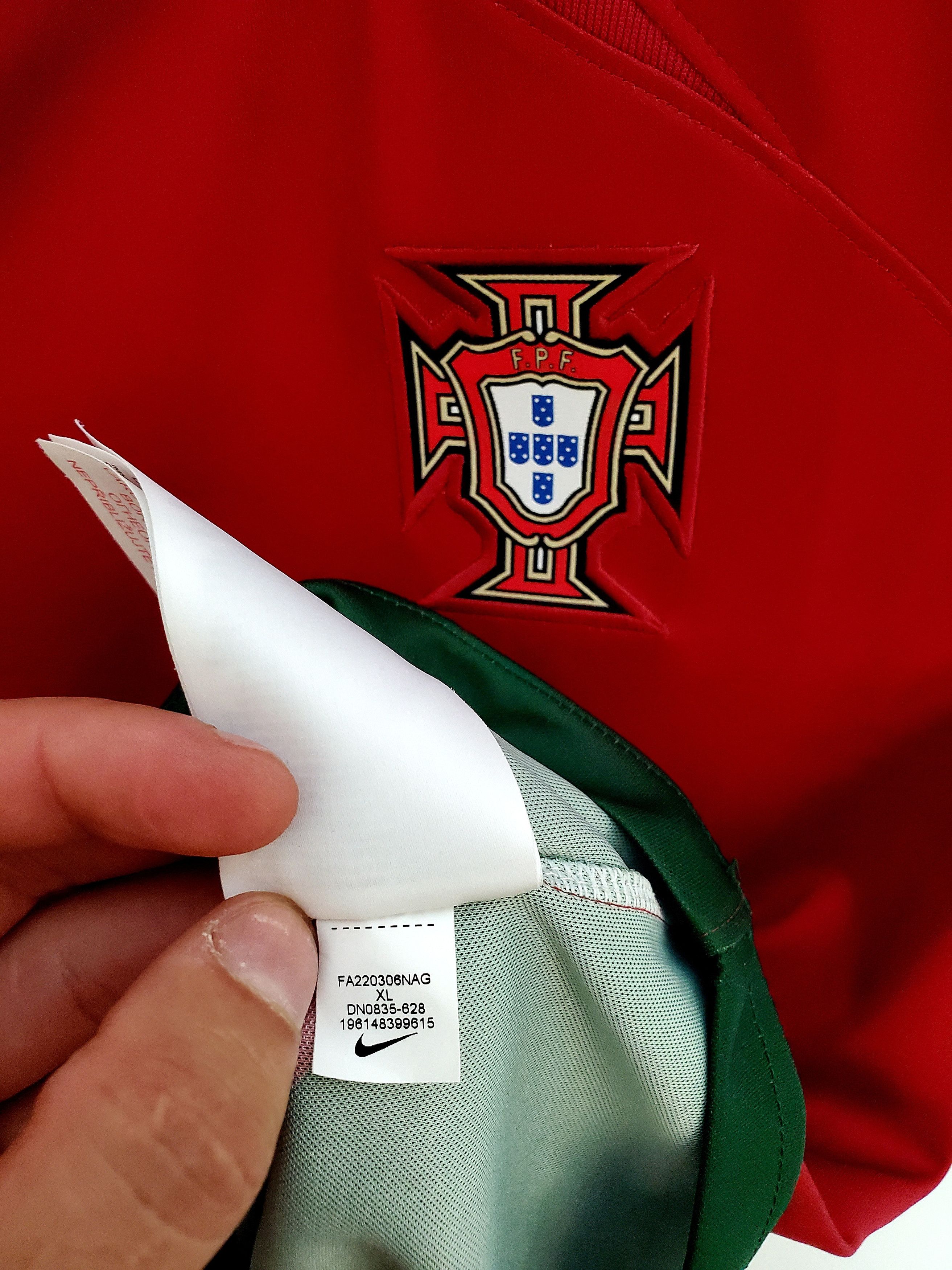 Nike 2022/23 Portugal Home Jersey #7 Ronaldo World Cup boys Xl Size US XS / EU 42 / 0 - 7 Thumbnail