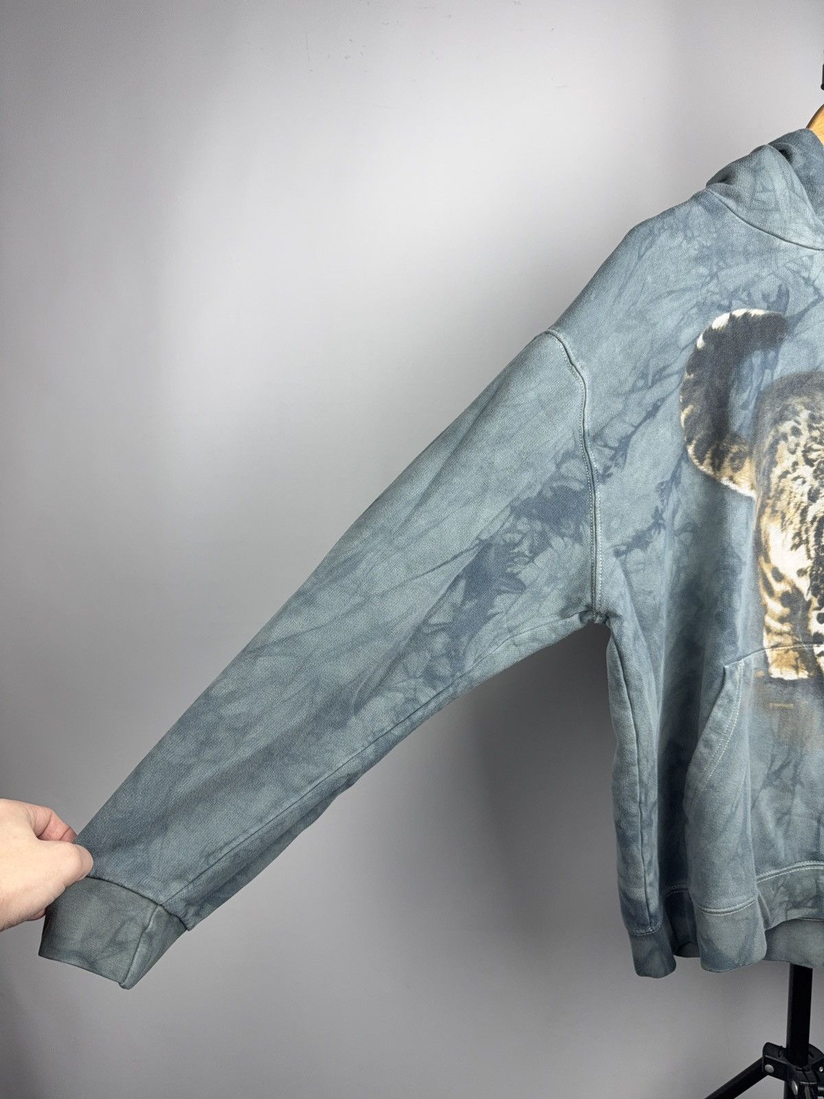 The Mountain 90s Retro Leopard Animal Graphic Tie Dye Hoodie Vintage Size US L / EU 52-54 / 3 - 6 Thumbnail