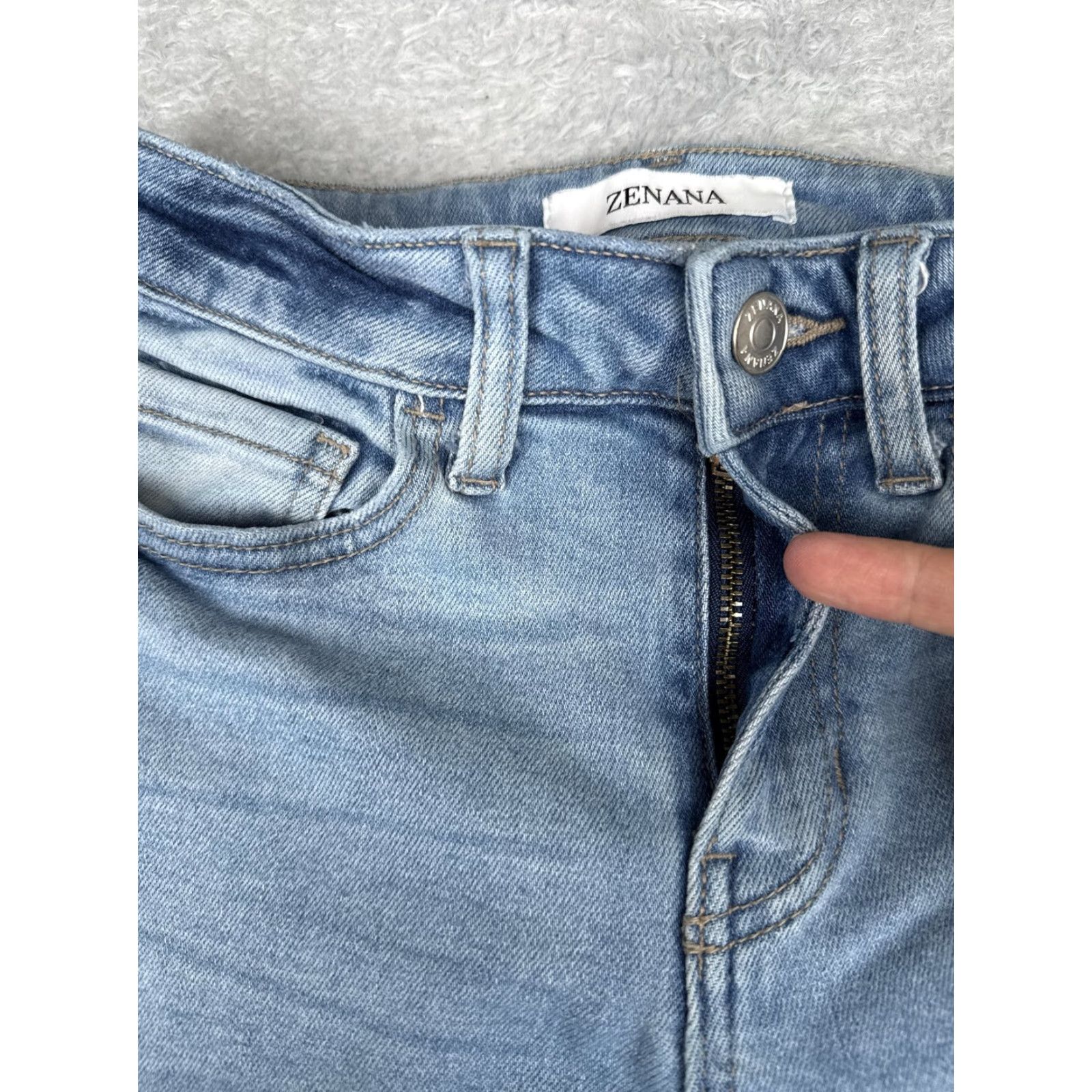 Vintage Zenana Jeans Womens 26 Blue Med Wash Mid Rise Distressed Stretch Flared 5-Pocket Denim Vintage No Size 26" / US 2 / IT 38 - 5 Thumbnail