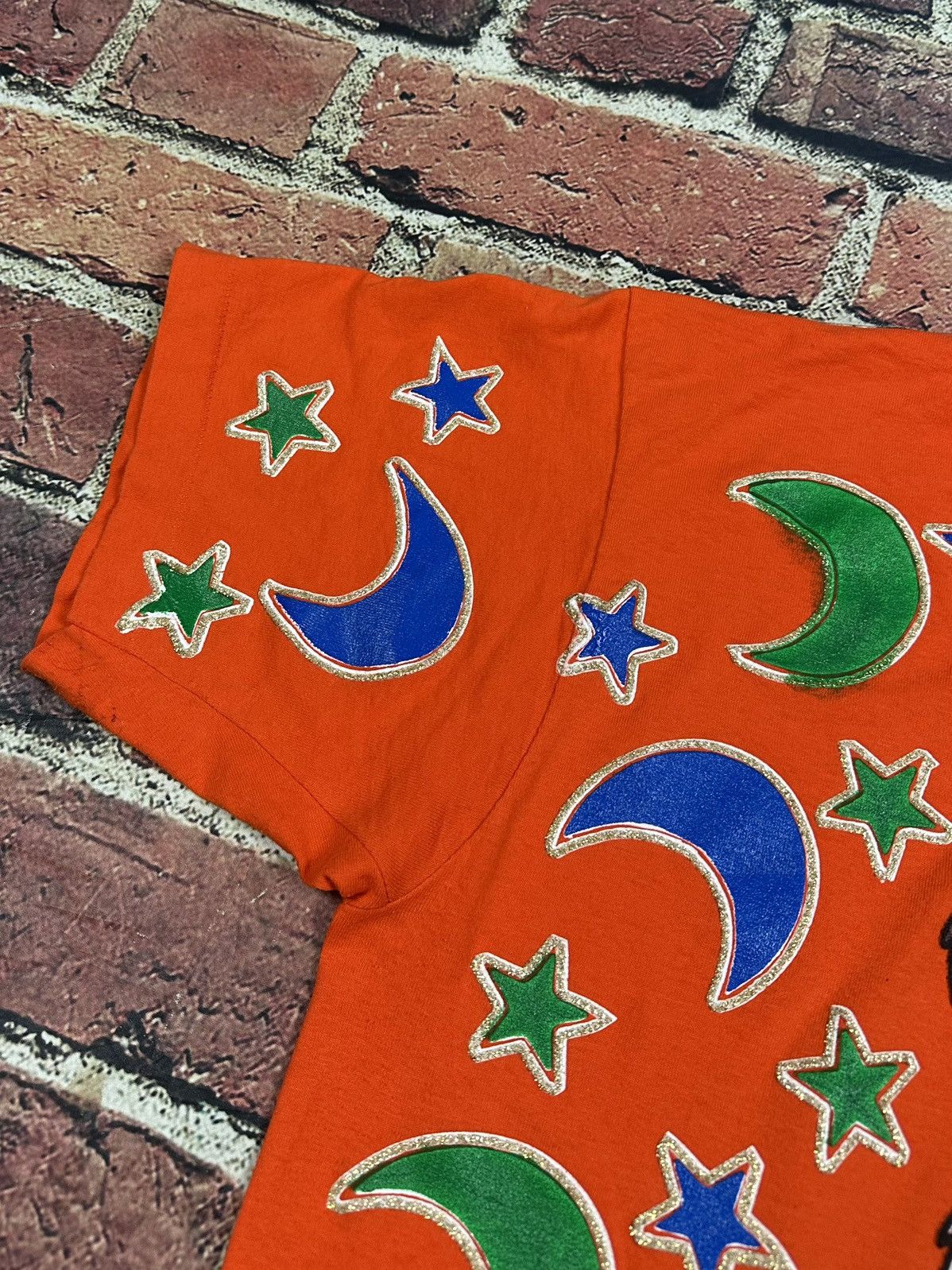 Fruit Of The Loom Vintage 90s Halloween Bear FREEZE All Over Print T-Shirt Size US XL / EU 56 / 4 - 9 Thumbnail