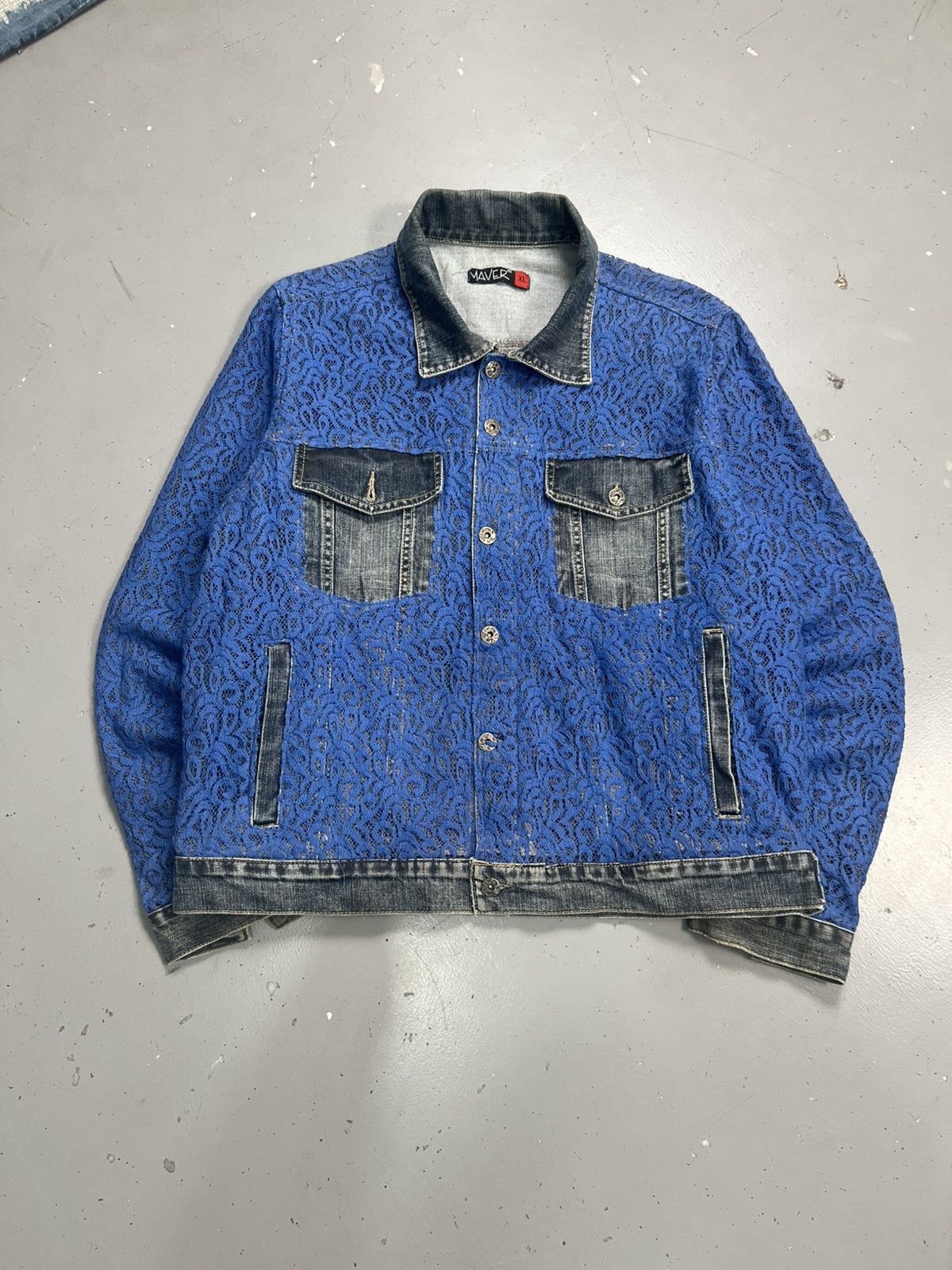 Designer Vintage custom flower rework denim jacket Size US S / EU 44-46 / 1 - 1 Thumbnail