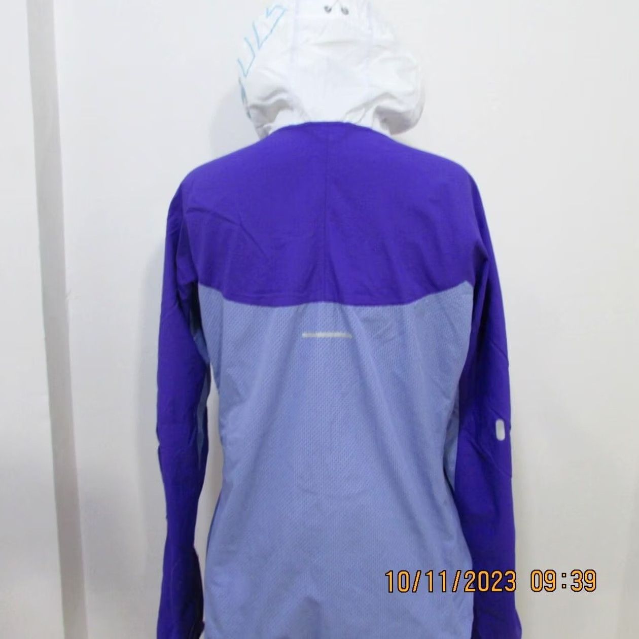 Vintage Nike Women's Showerproof Hooded Jacket M 38/40 UK Multicoloured Bomber Shirt Womens 11021 Size ONE SIZE - 7 Thumbnail