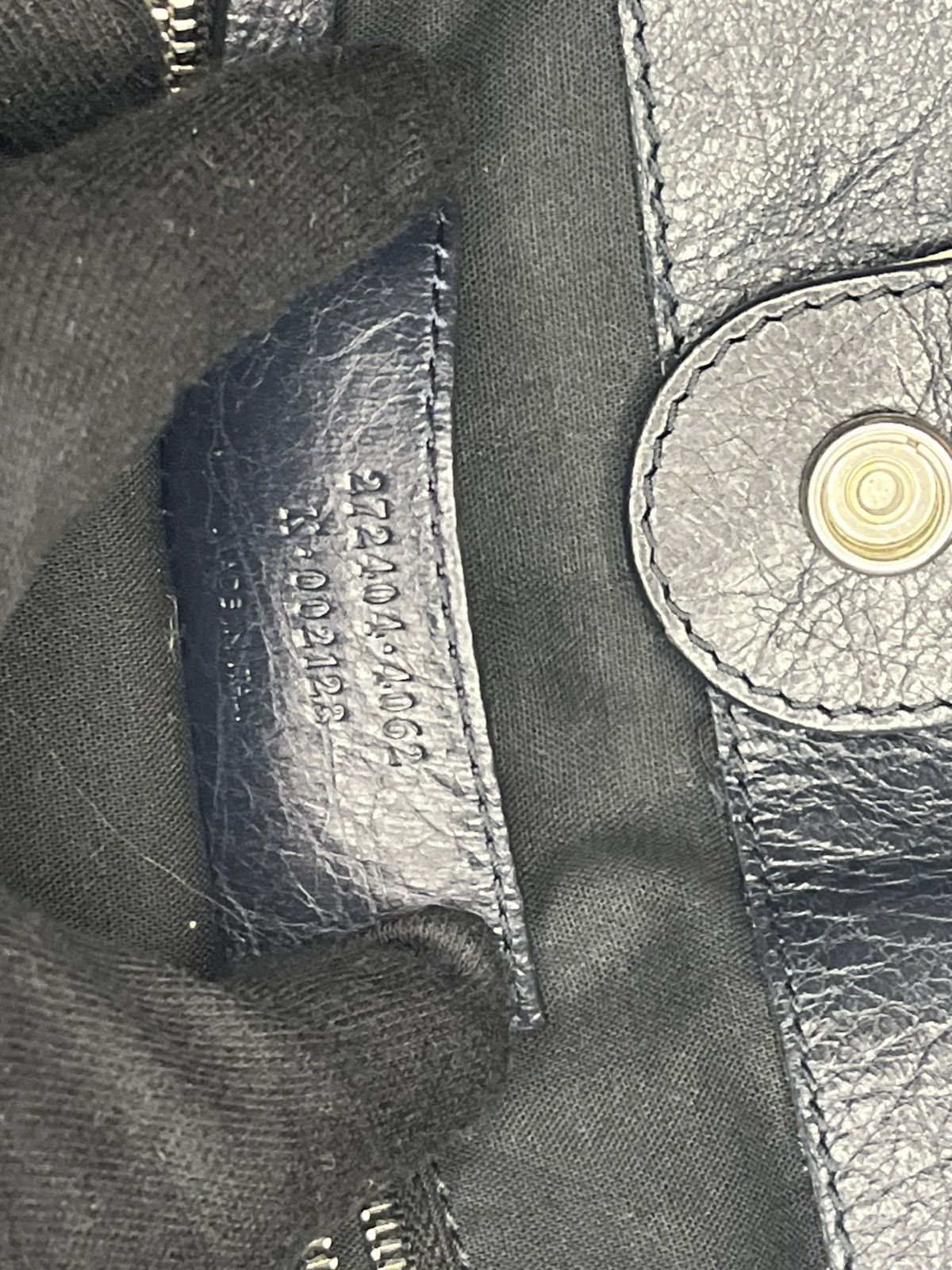 Balenciaga Balenciaga SS12 Archive Cube Leather Tote Black/Dark Navy Size ONE SIZE - 21 Thumbnail