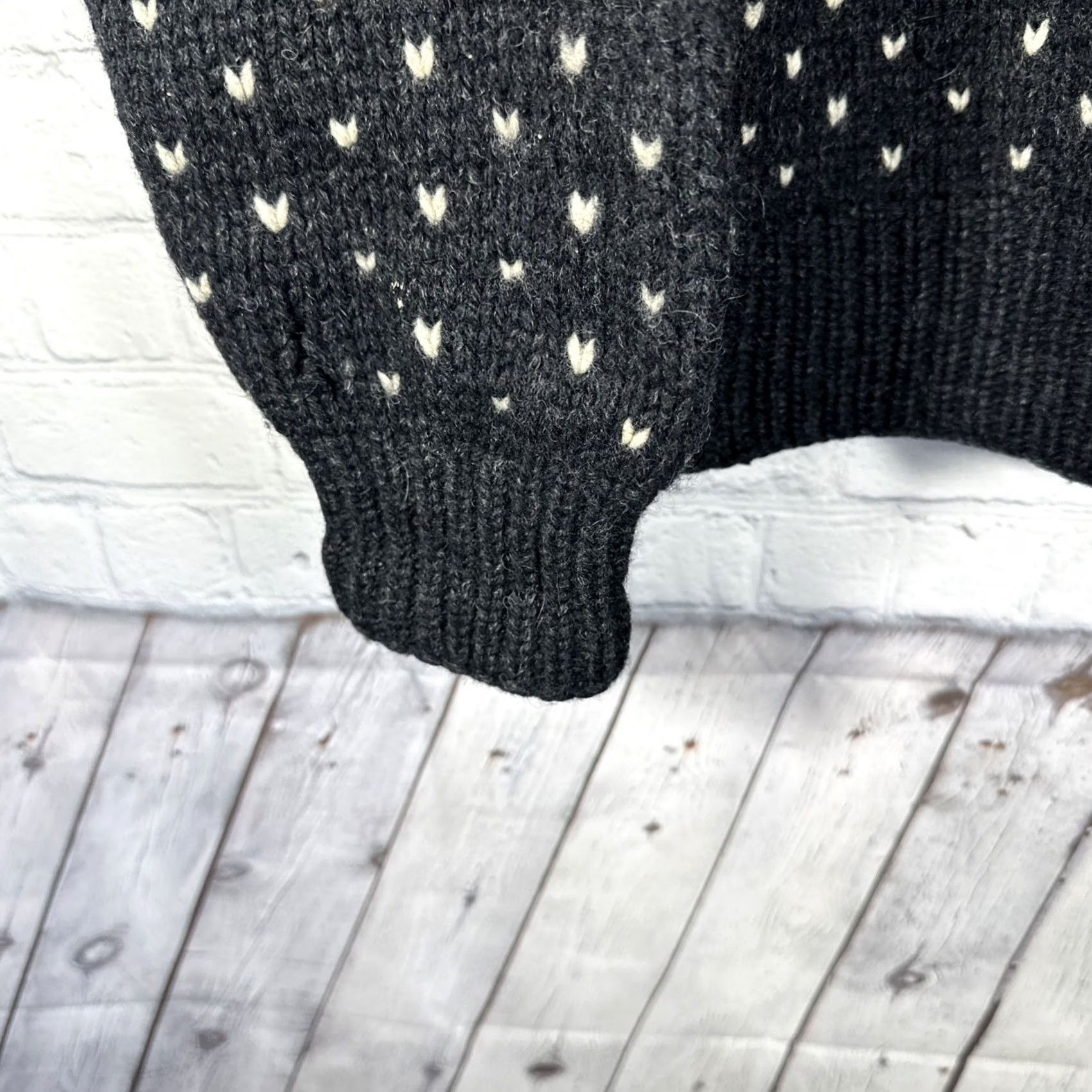 Gap Vintage GAP Wool Sweater Mens Medium Snowflake Knit Pullover Cabincore FLAW Size US M / EU 48-50 / 2 - 4 Thumbnail