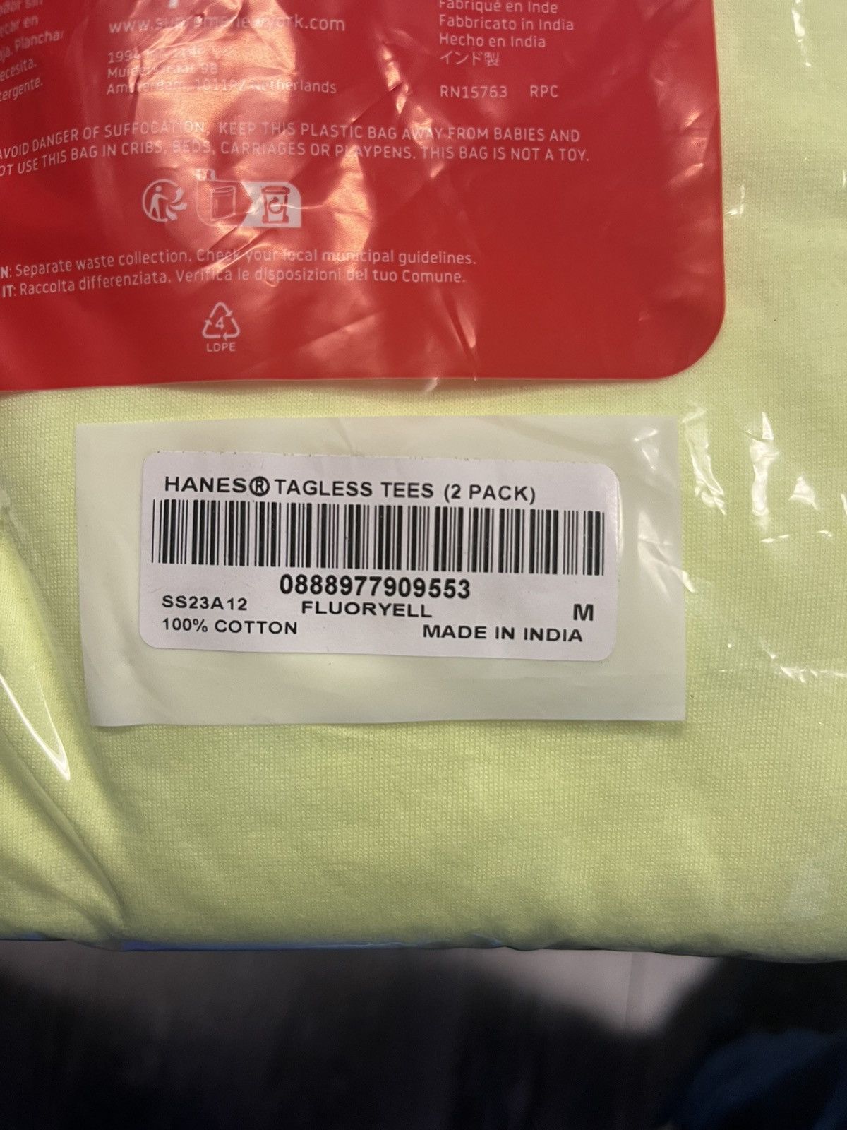 Hanes × Supreme Supreme Hanes Tagless Tees Medium Size ONE SIZE - 4 Thumbnail