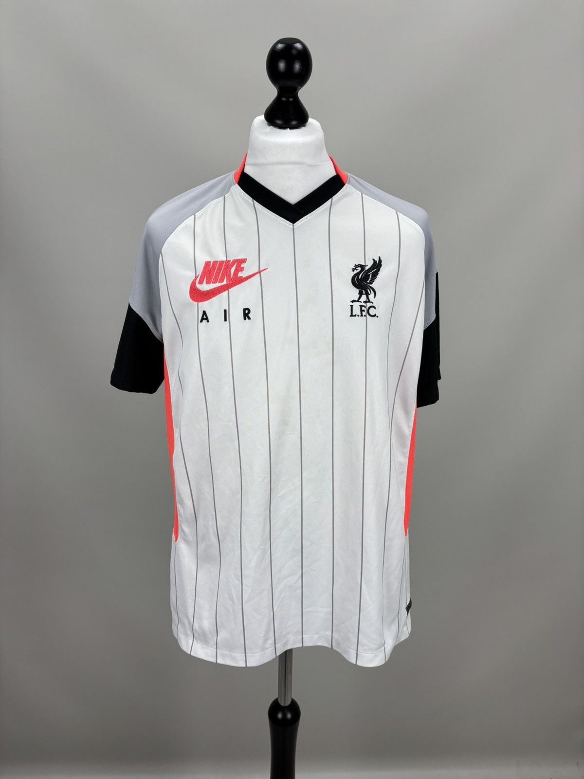 Nike Mens t shirt jersey Nike Liverpool 2020/2021 Size XL Size US XL / EU 56 / 4 - 1 Thumbnail