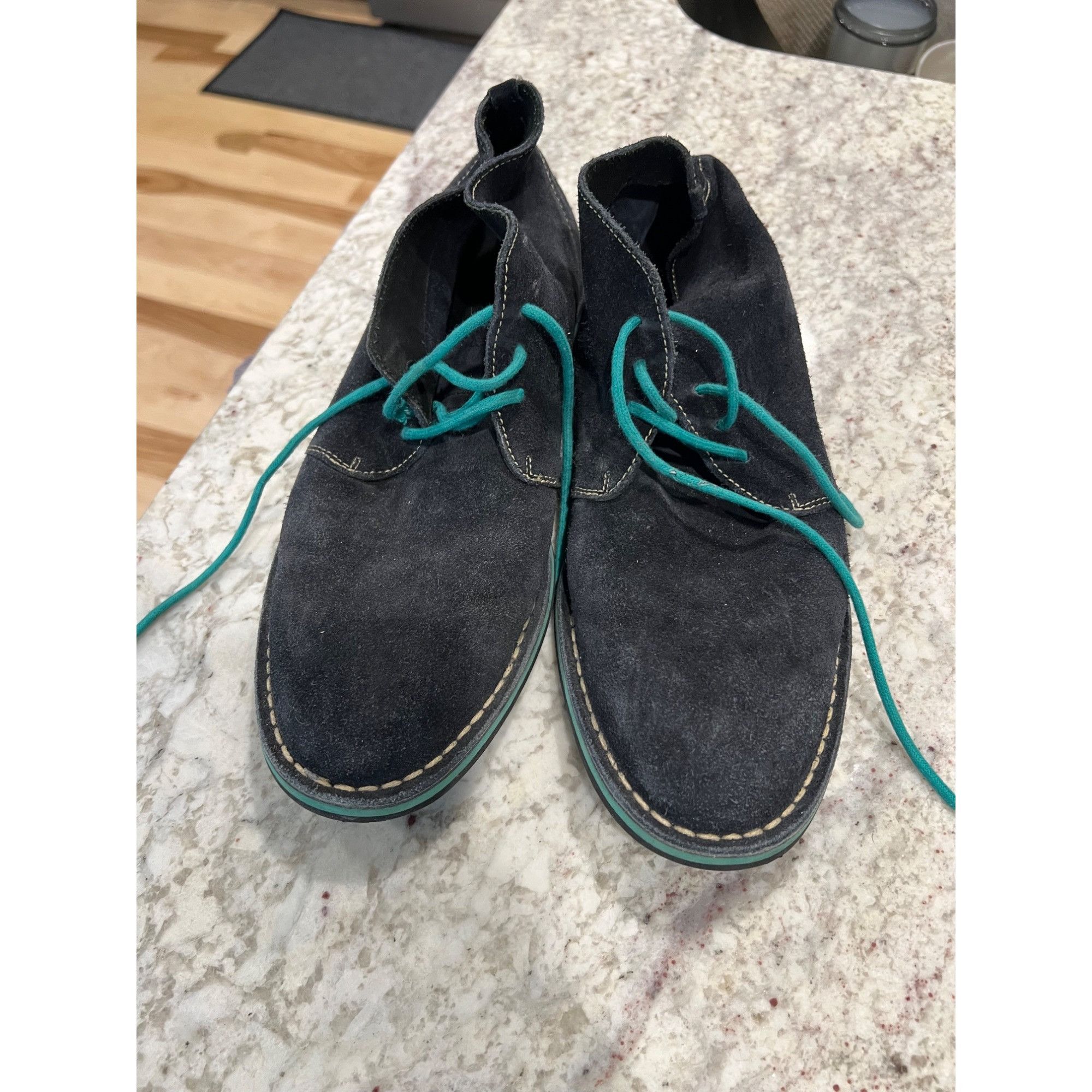 Cole Haan Cole Haan Black Suede Chukka Boots - Size 9.5 Size US 9.5 / EU 42-43 - 2 Thumbnail