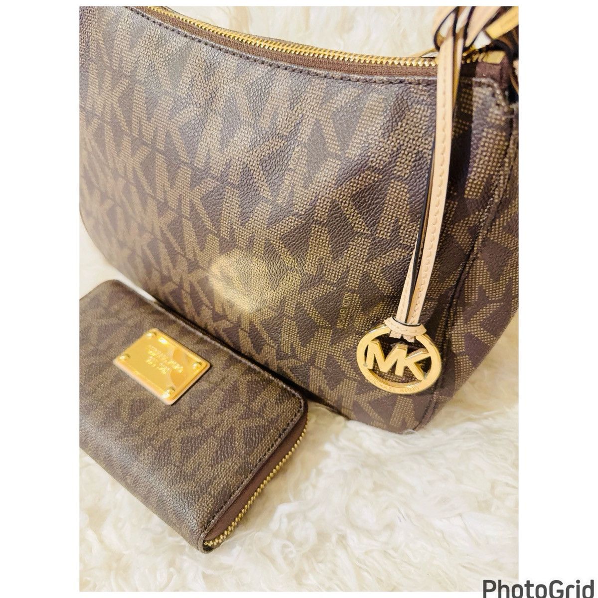 Michael Kors Michael Kors Jetset Monogram Purse and Wallet Set NWT Size ONE SIZE - 2 Thumbnail