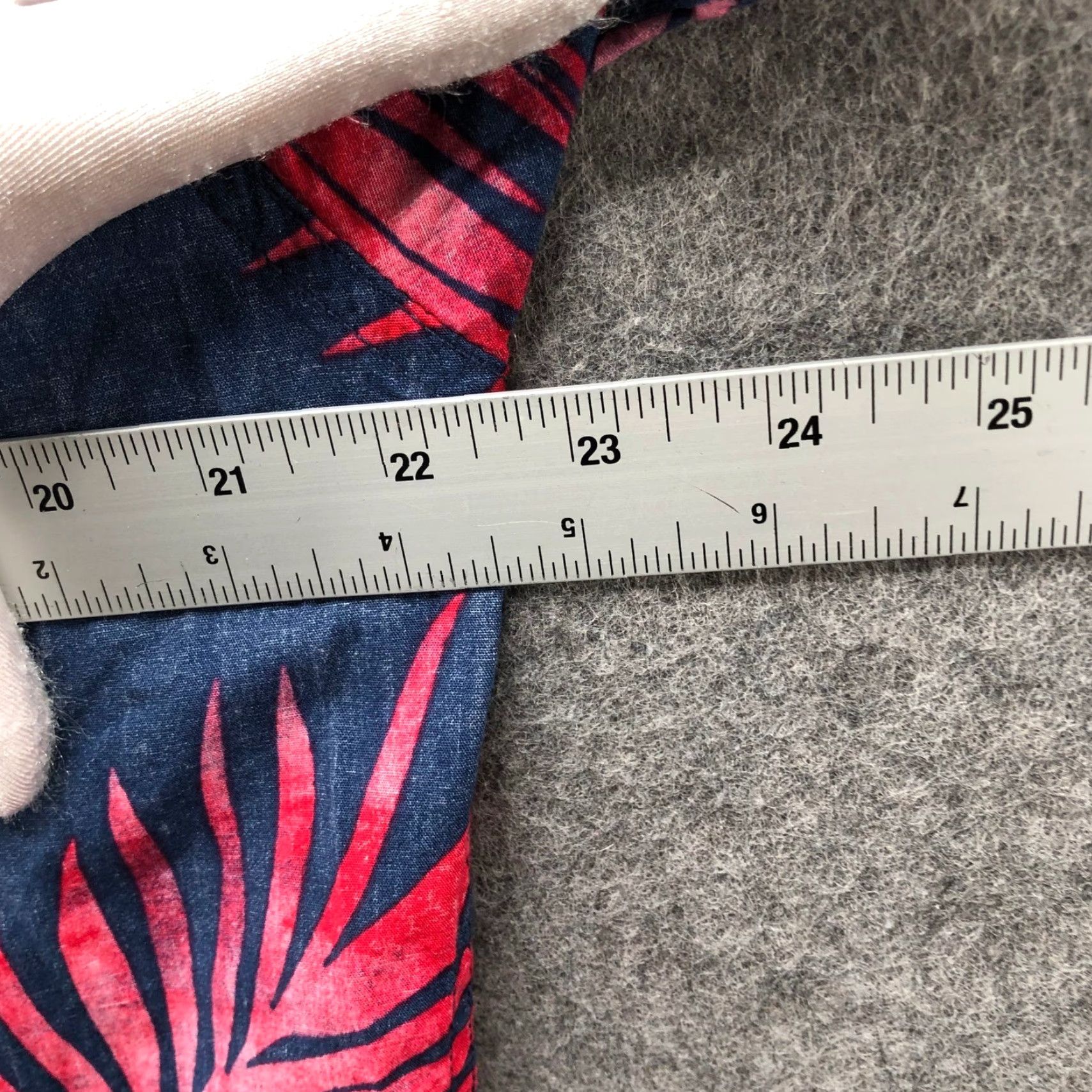 Levi's Levis Hawaiian Shirt Mens L Red Blue Palm Print Short Sleeve Button Up Cotton Size US L / EU 52-54 / 3 - 7 Thumbnail