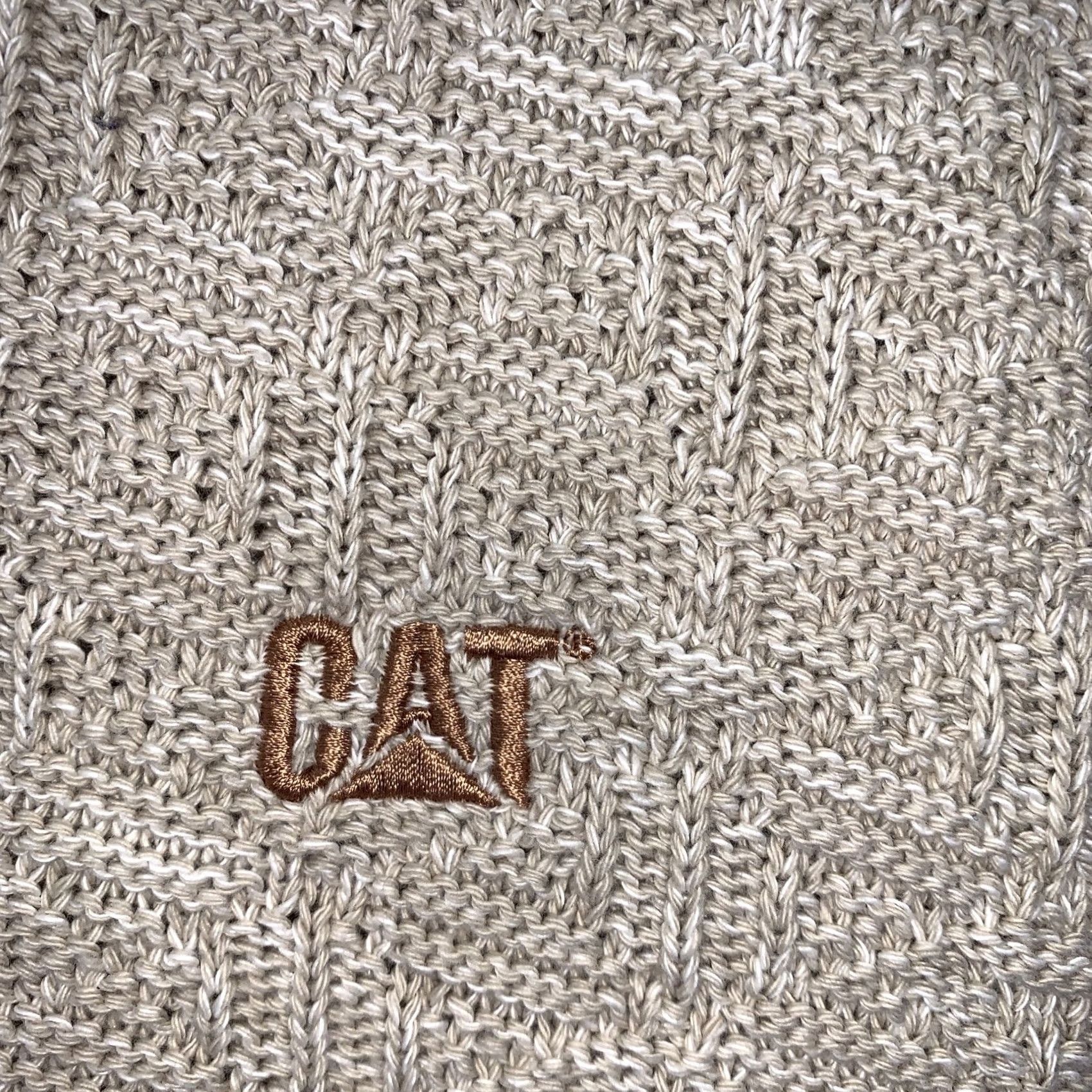 Dunbrooke VINTAGE Dunbrooke Club Collection CAT Catapillar Mens V-Neck Sweater Vest 2XL Beige Cotton Knit Cable-Knit Logo Embroidered Size US XXL / EU 58 / 5 - 3 Thumbnail