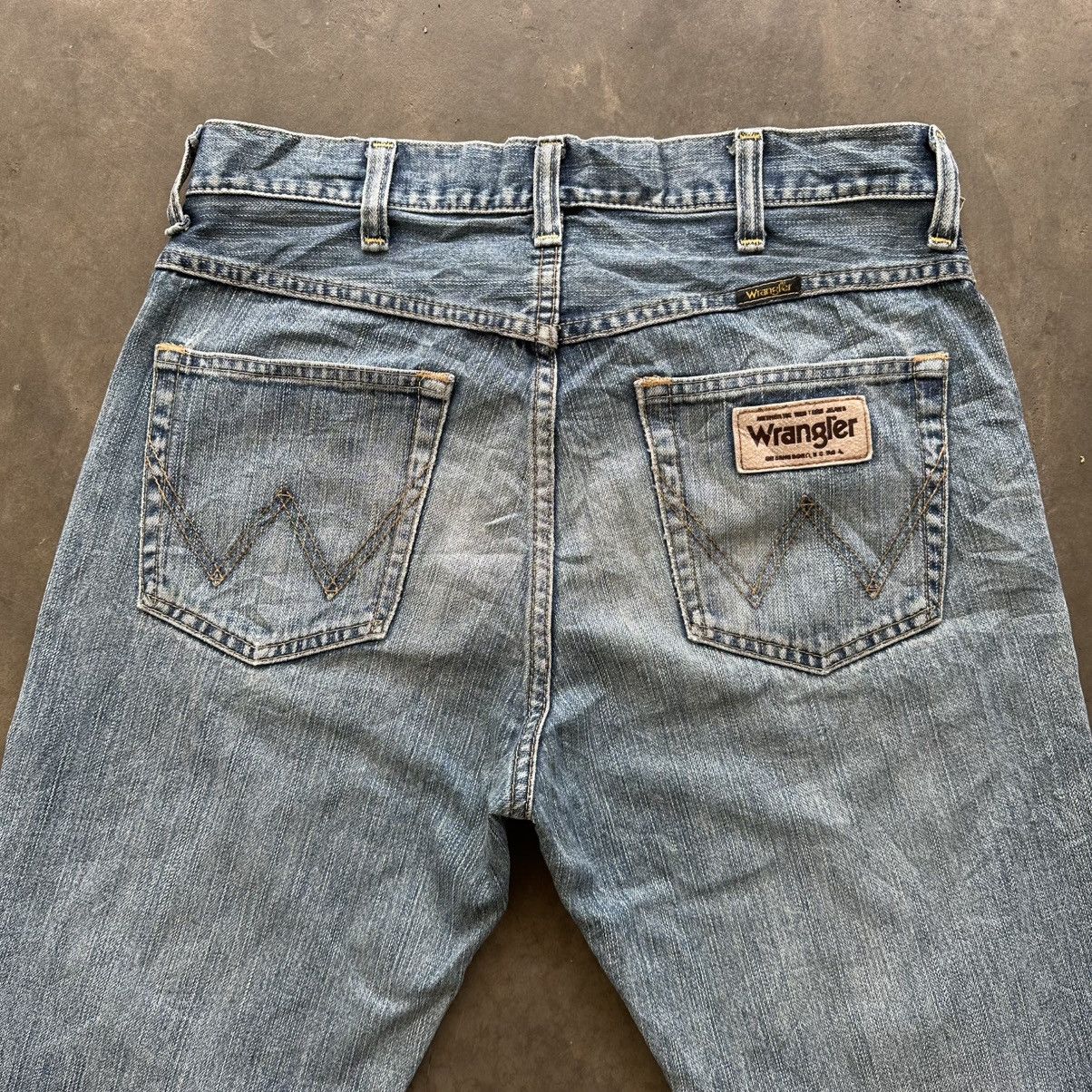 Japanese Brand Vintage Japanese Distressed Faded Denim Jean Pant W33 Size US 33 - 11 Thumbnail