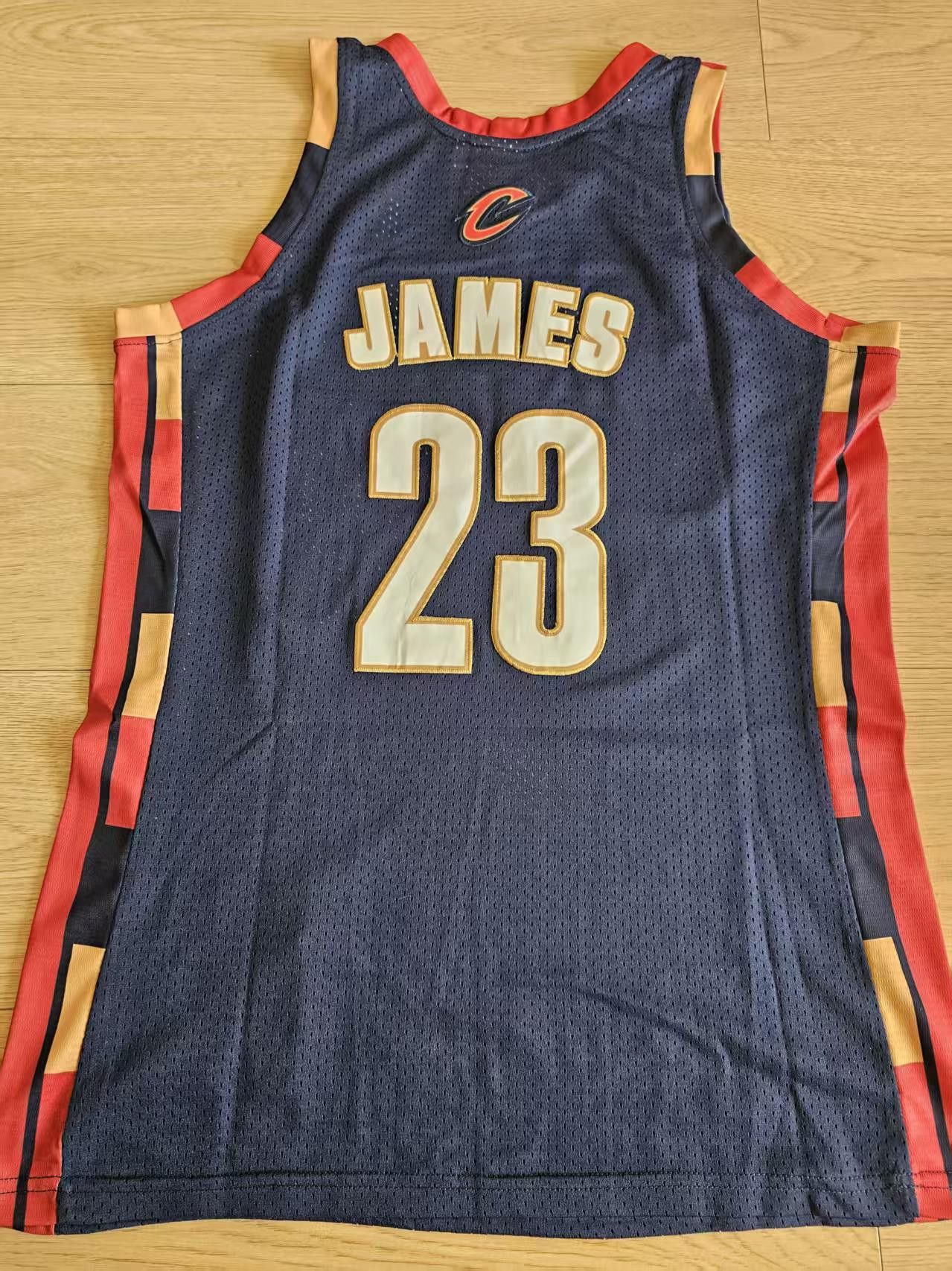NBA 2003 2004 Cleveland Cavaliers #23 LeBron James Jersey Size US XL / EU 56 / 4 - 2 Thumbnail