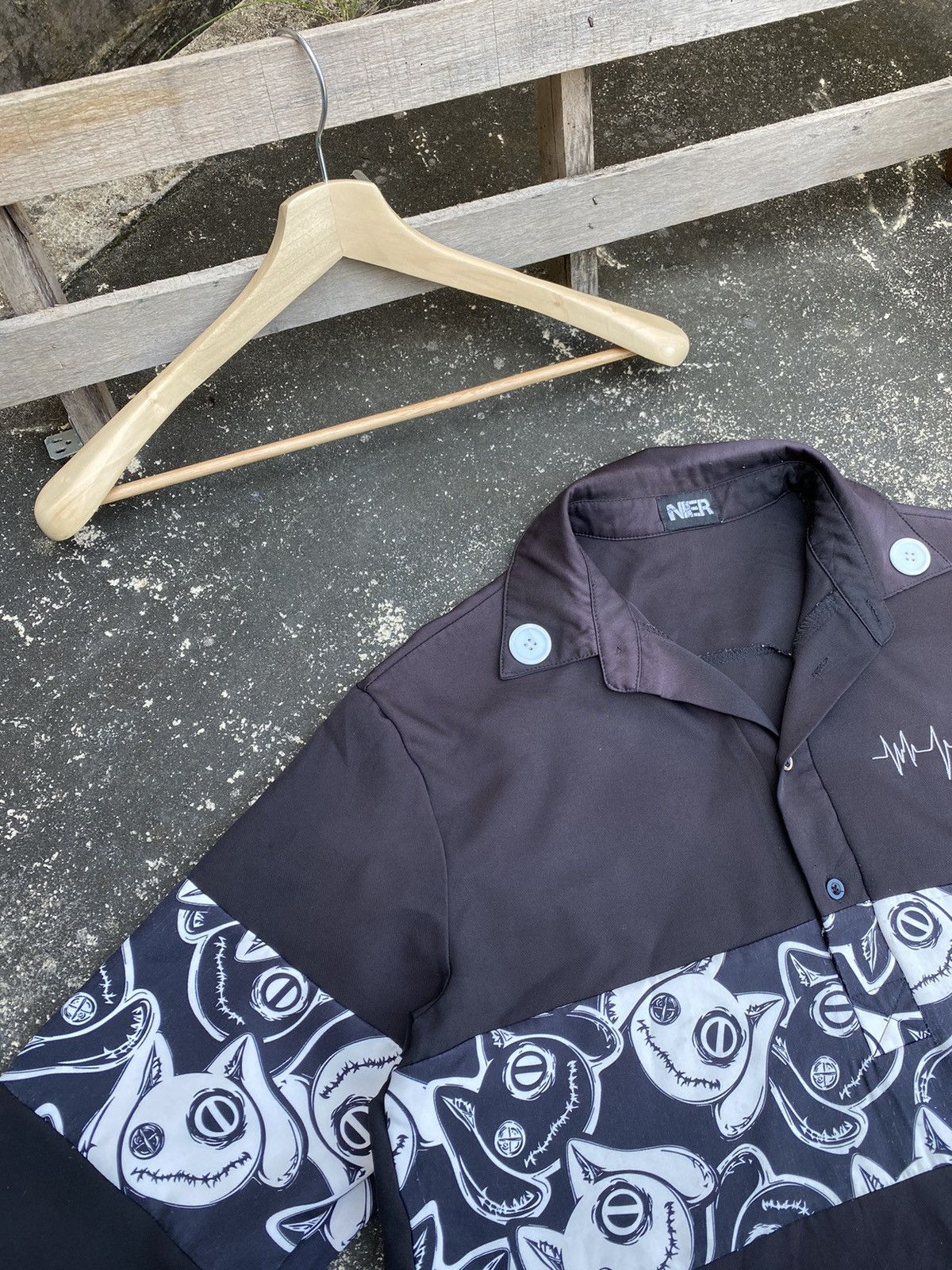 Japanese Brand 🔥 Steals 🔥 Japanese Brand Nier Shirt Half Button Size US XL / EU 56 / 4 - 6 Thumbnail