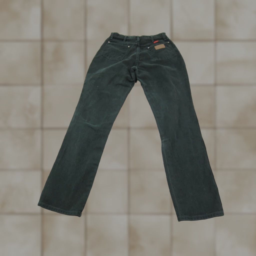 Wrangler Vintage Wrangler Jeans Womens 13/14 L34 Green Straight Retro Western Jeans Size 36" / US 14 / IT 50 - 1 Thumbnail
