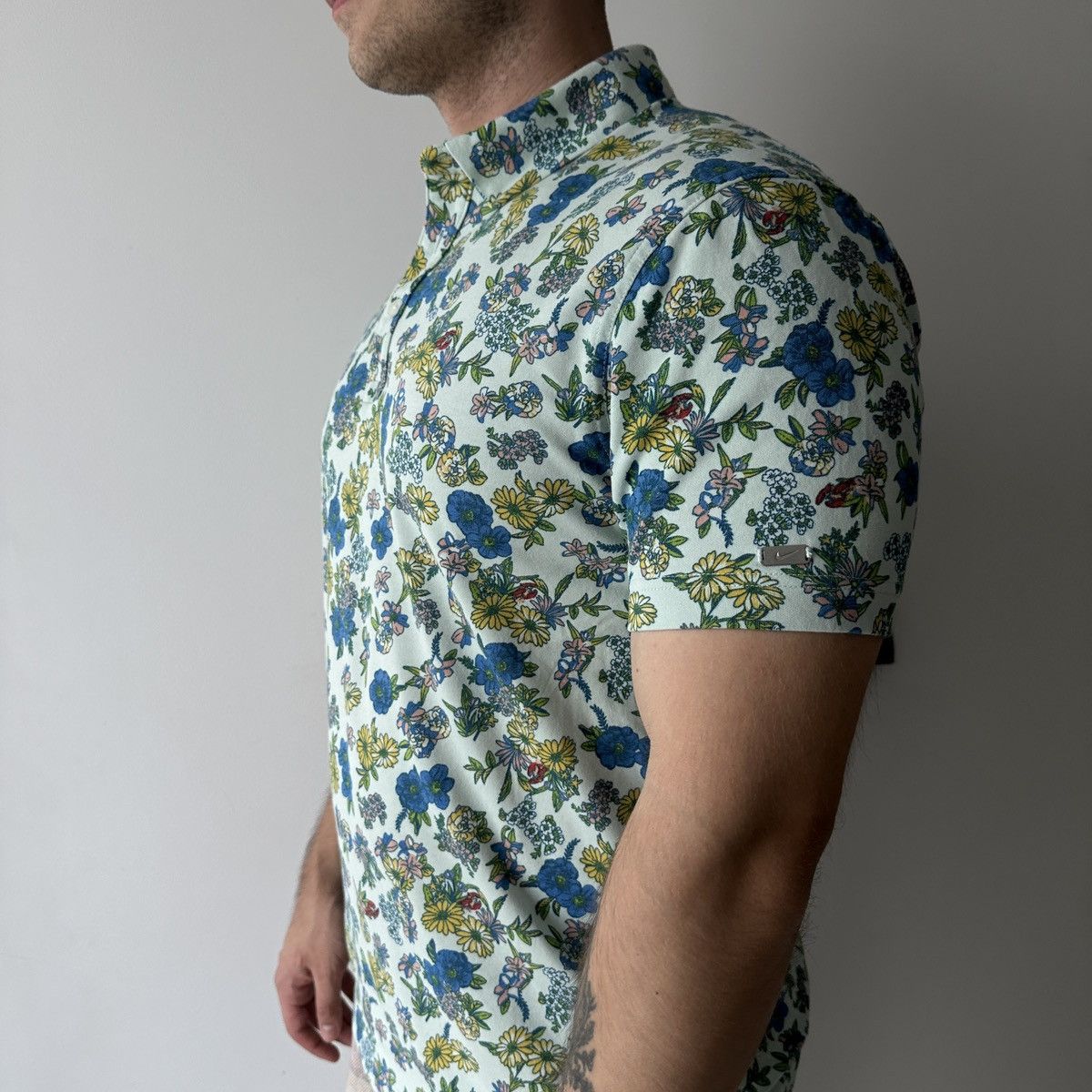 Nike Nike polo golf floral print streetwear vintage rare lobster Size US M / EU 48-50 / 2 - 3 Thumbnail