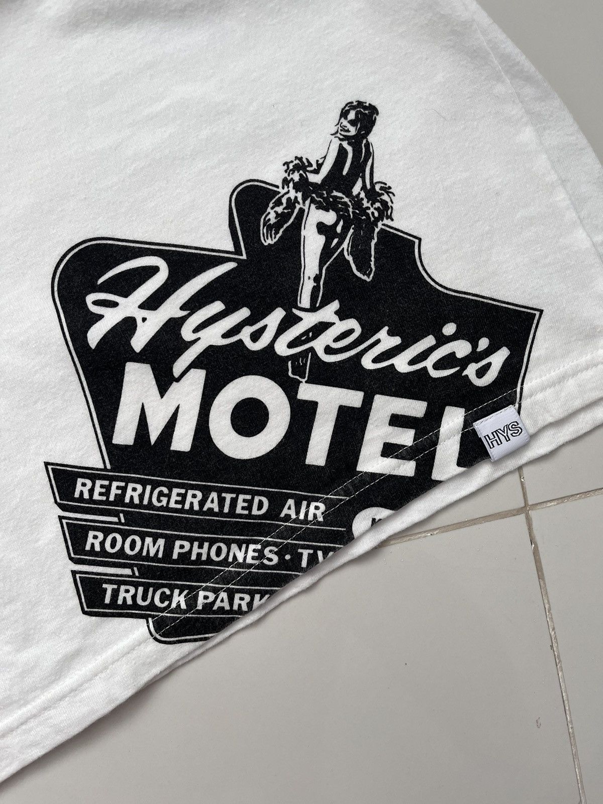 Hysteric Glamour HYSTERIC GLAMOUR MOTEL DIZZY AND MILKY RARE TEE Y2K Size US M / EU 48-50 / 2 - 7 Thumbnail