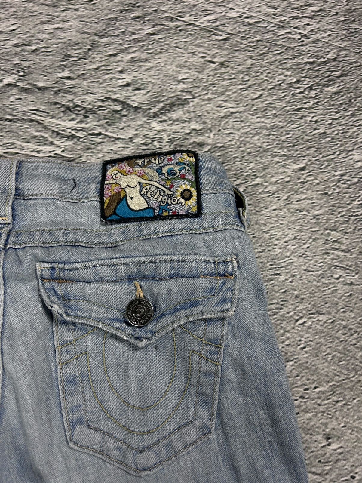 True Religion True Religion blue jeans hippie flared bootcut stitching Size 25" / US 0 / IT 36 - 2 Thumbnail